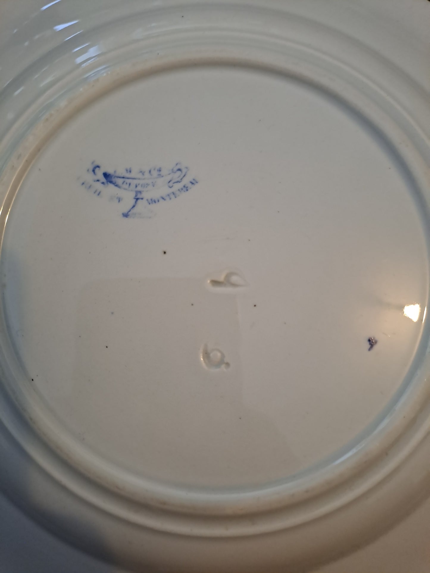 Assiette. Sainte Cécile. Creuil Et Montereau. N°11.