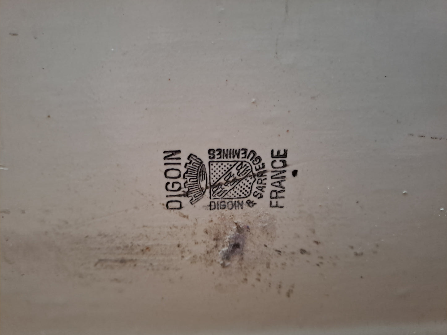 Panthère. Digoin Et Sarreguemines.