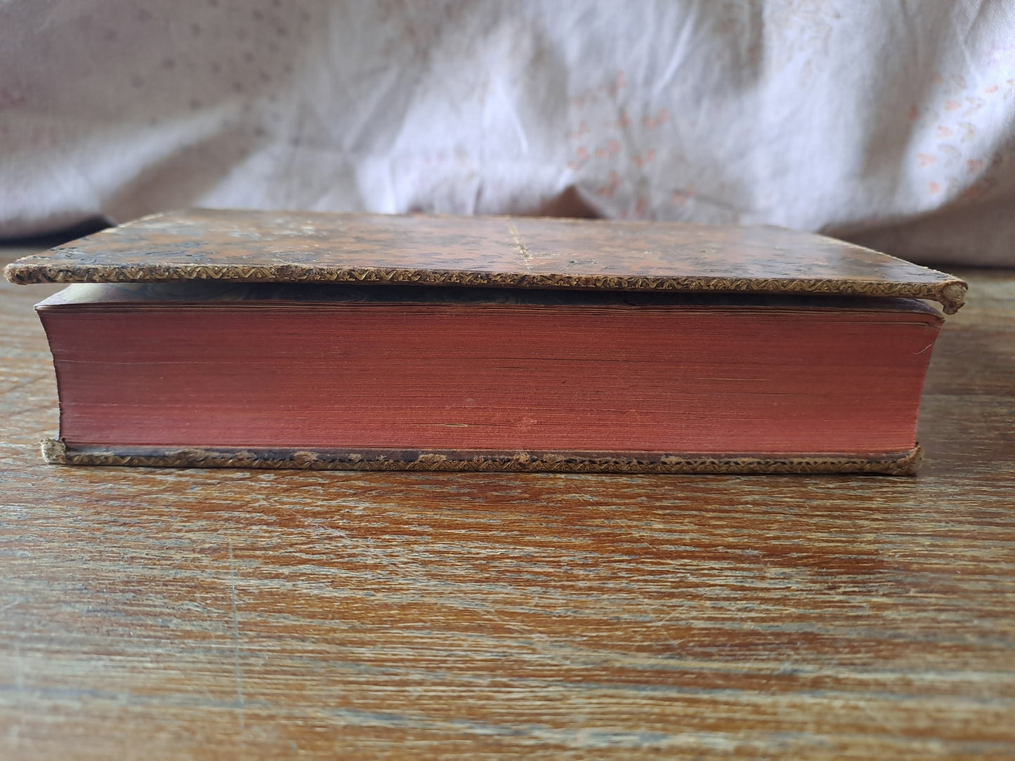 Abrégé de l'histoire de l'ancien testament où l'on a conservé autant que possible les paroles de l'écriture Sainte avec des éclaircissements et des réflexions. T3. 1754.