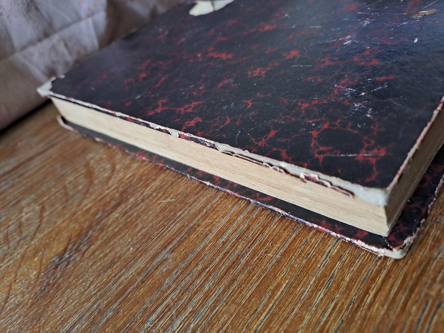 Groupement de revues "le Sanctuaire " juillet 1924 à décembre 1924. Poue enfants de Chœur. Ancien livre vintage.