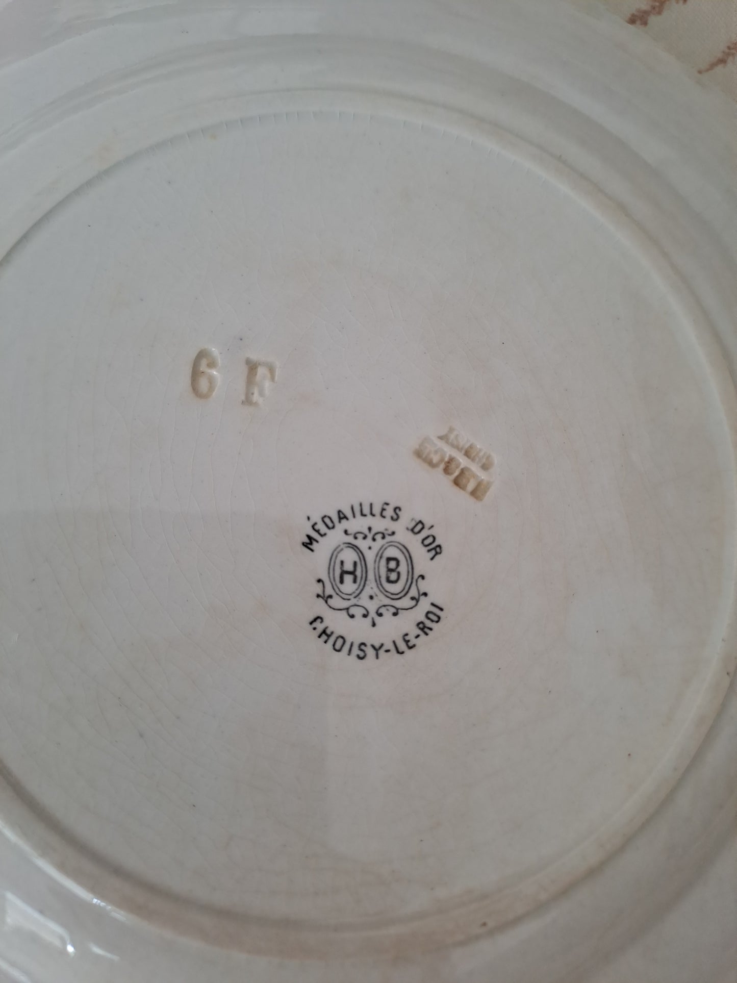 Assiette décorative Parlante. N°7. Les petits bonheurs de la vie. H. B. Choisy Le Roi.