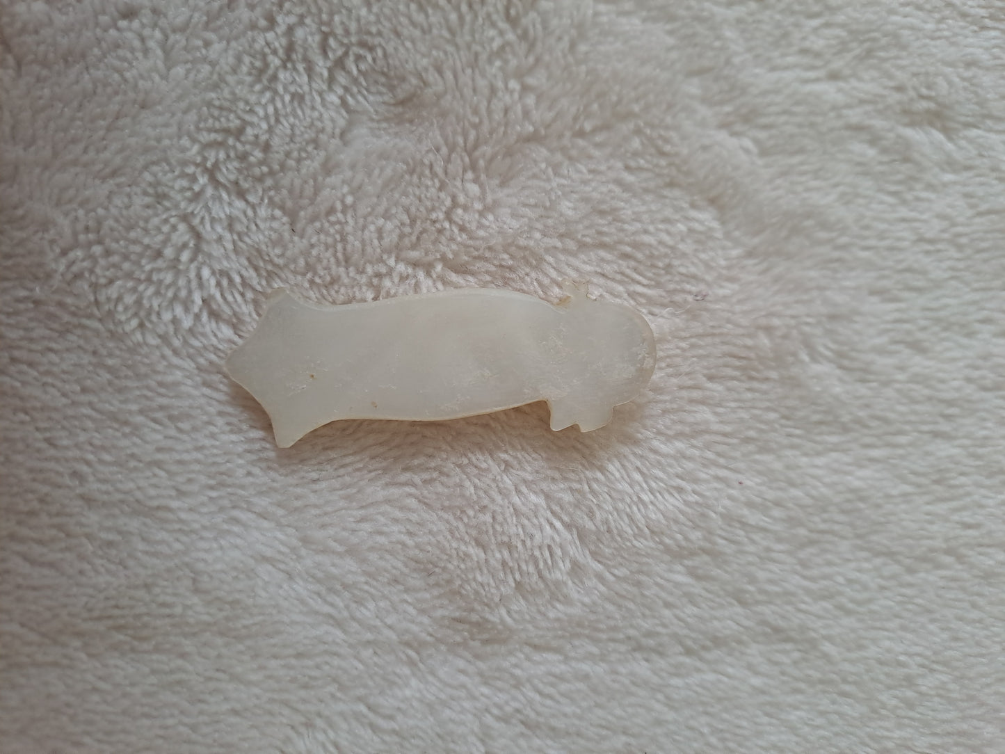 Sculpture Vierge Marie. En Nacre.