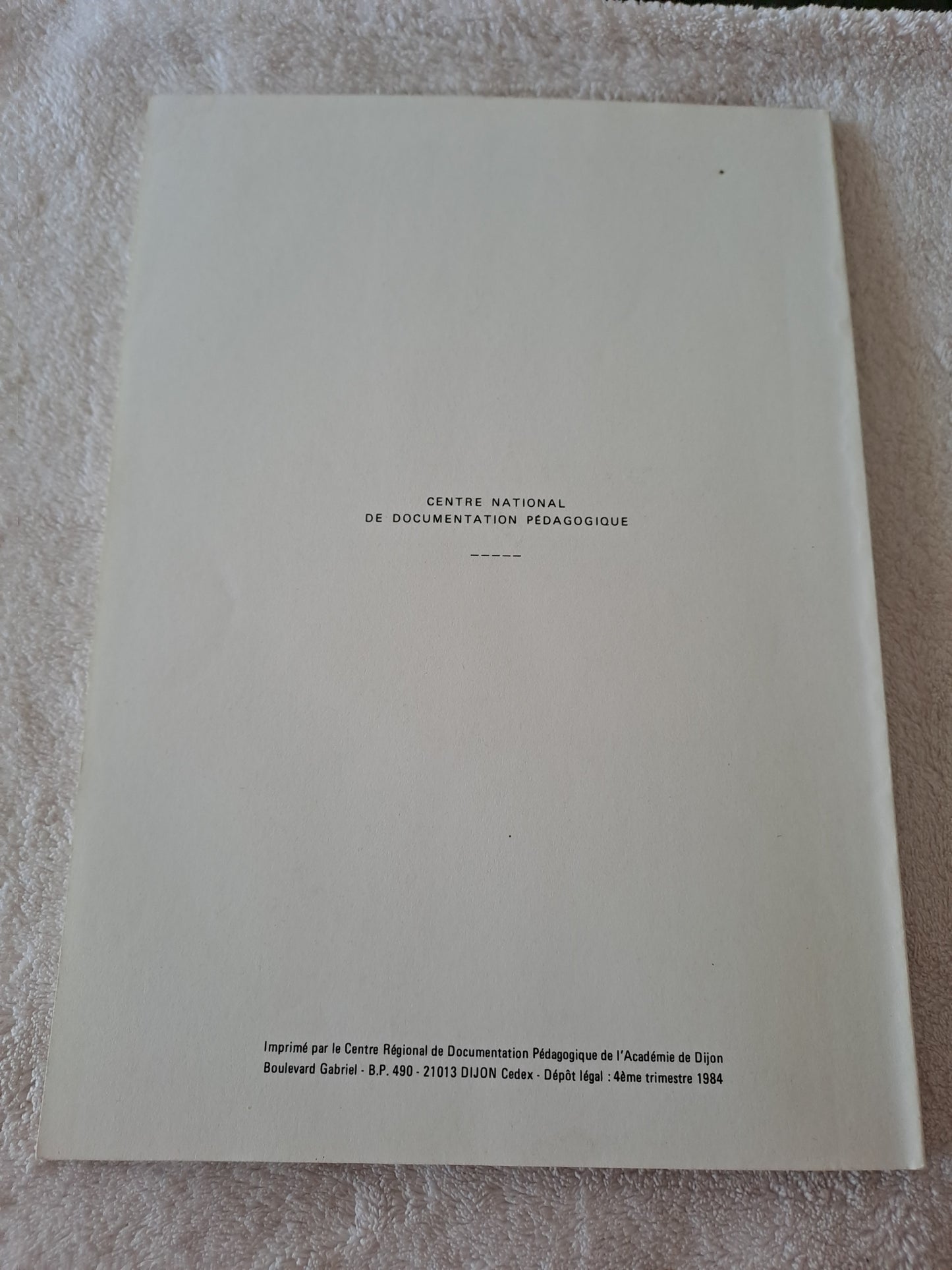 Livre. Les noms de lieux de Bourgogne. La Côte-d'Or.