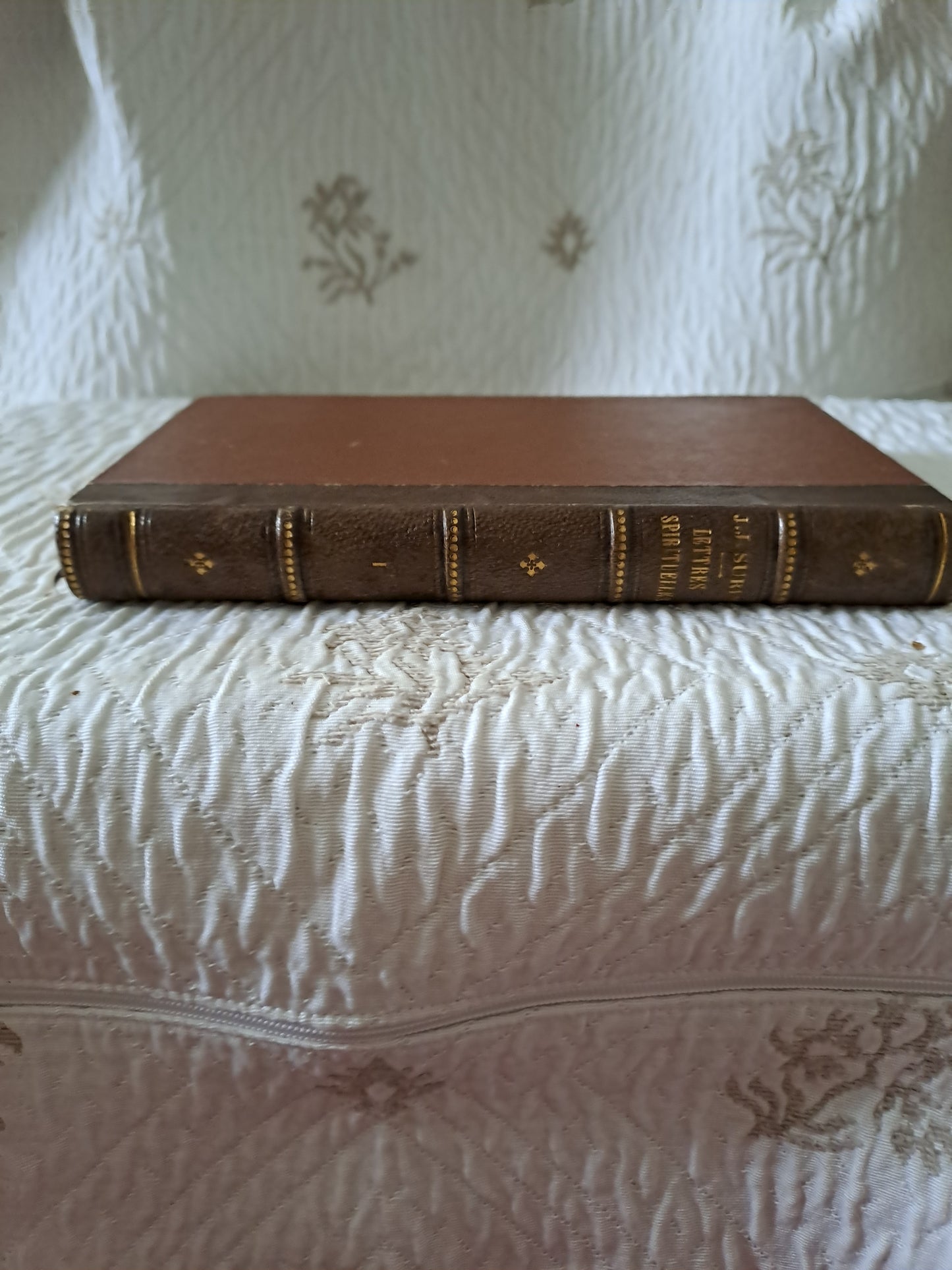 Livre. Lettres spirituelles par le Révérend Père J. J. Surin. 1846.