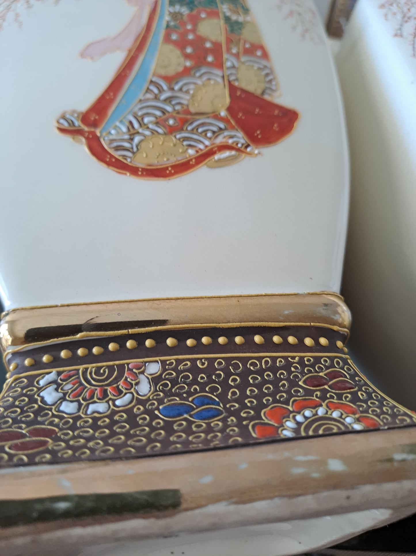 Paire de Vases En Porcelaine japonaise.