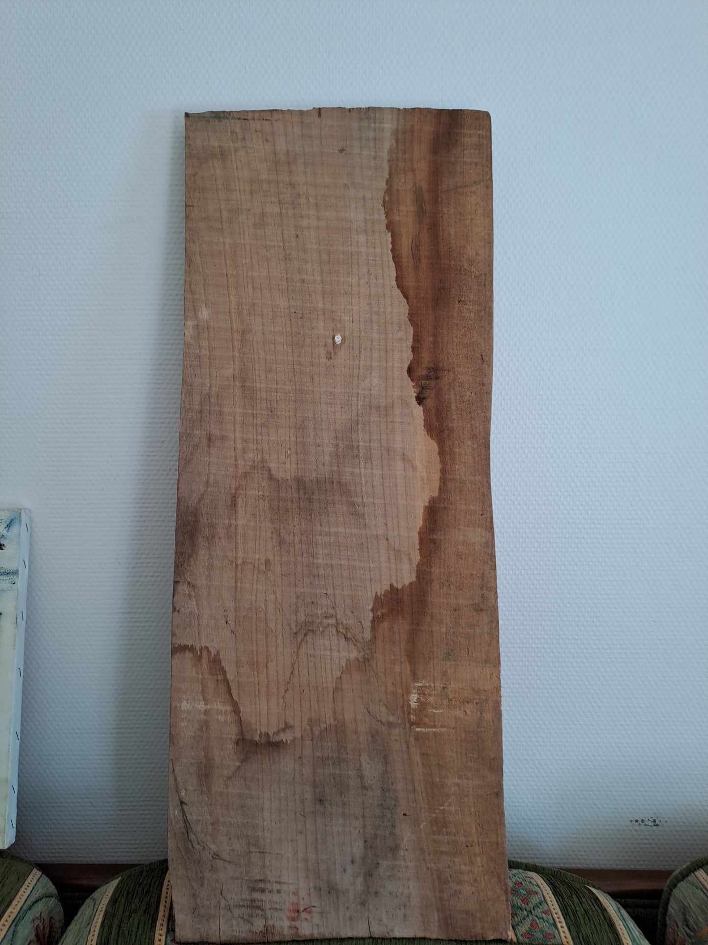 Panneau en bois représentant Moïse en bas-relief.