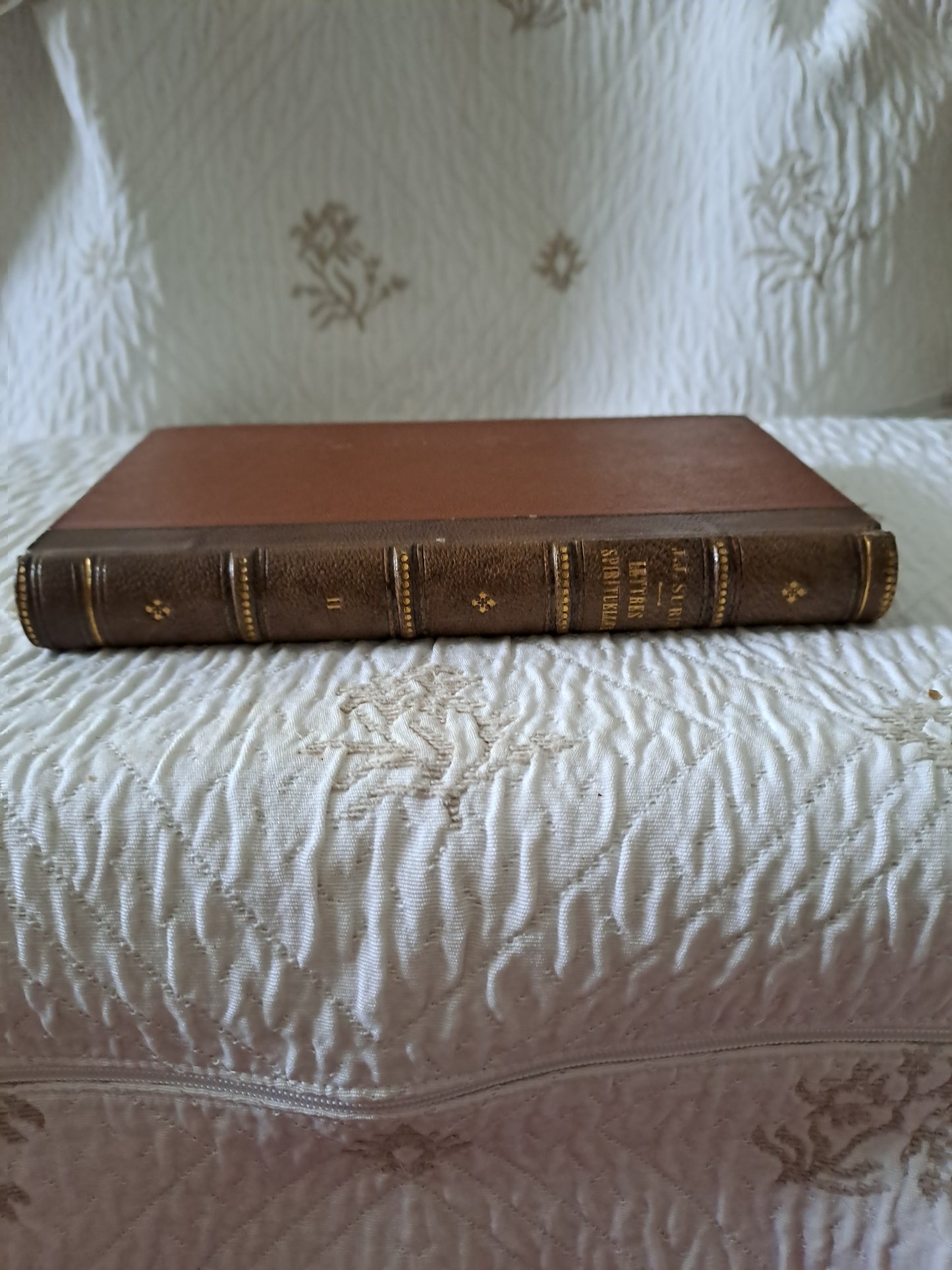 Livre. Lettres spirituelles Tome 2. Par le Révérend Père J. J. Surin. 1843.