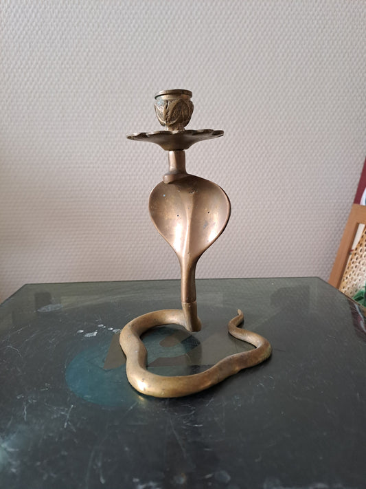 Chandelier. Cobra En Laiton.