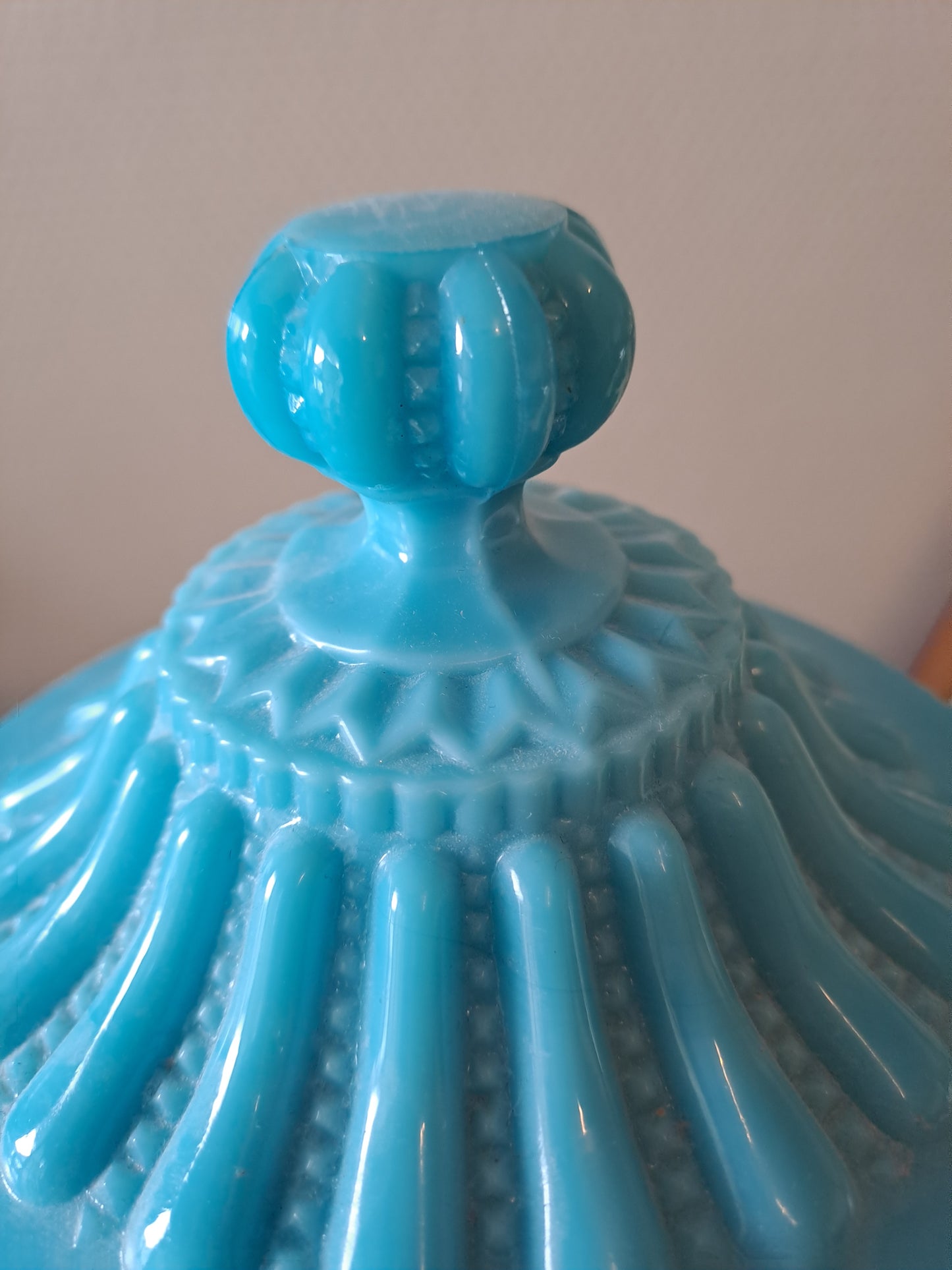 Bonbonnière/ Drageoir En Opaline Bleue.