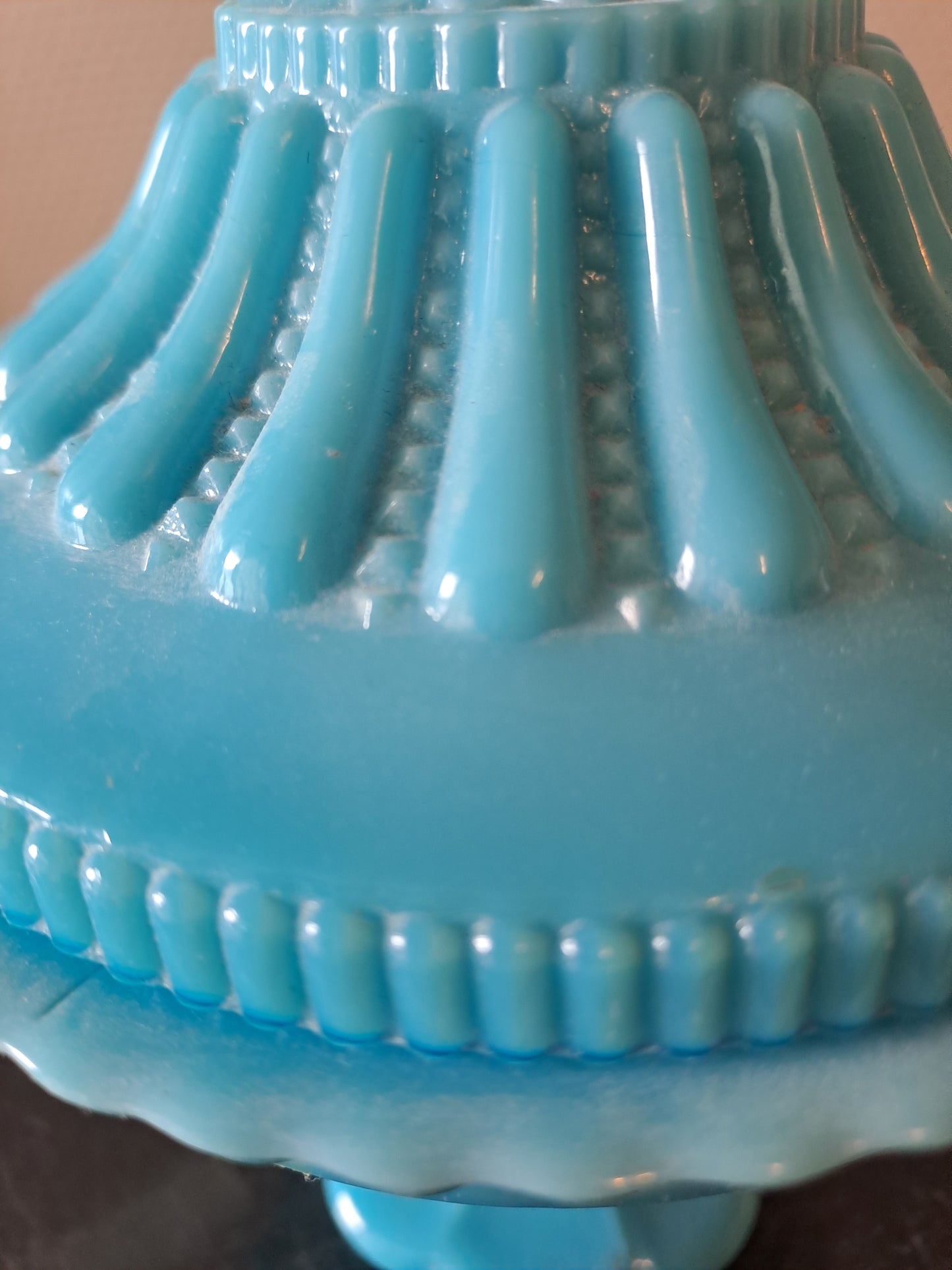 Bonbonnière/ Drageoir En Opaline Bleue.