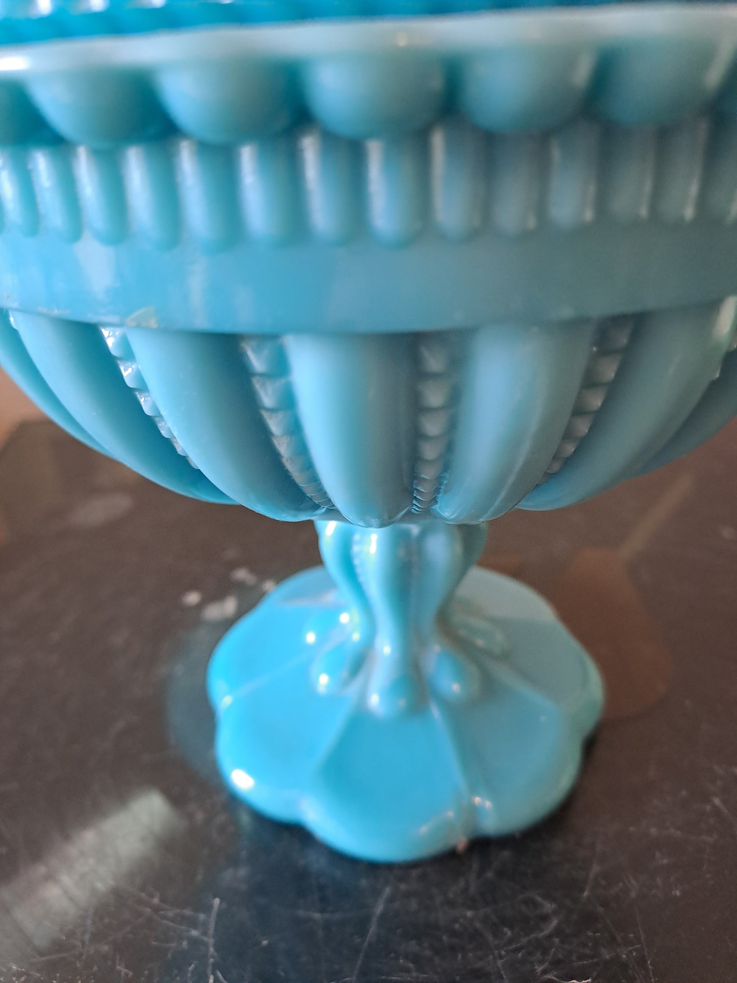 Bonbonnière/ Drageoir En Opaline Bleue.