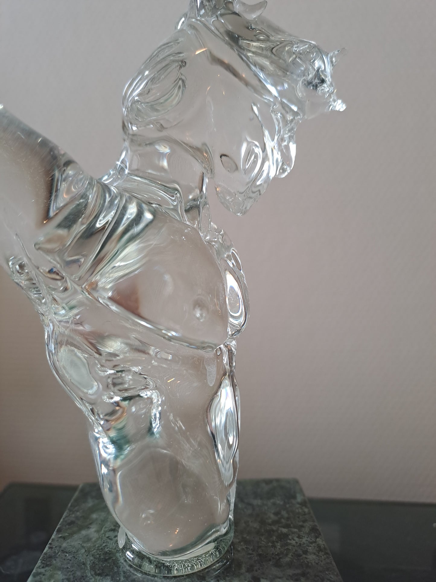 Buste Christ À  La Couronne D'épines En Marbre Et Cristal.