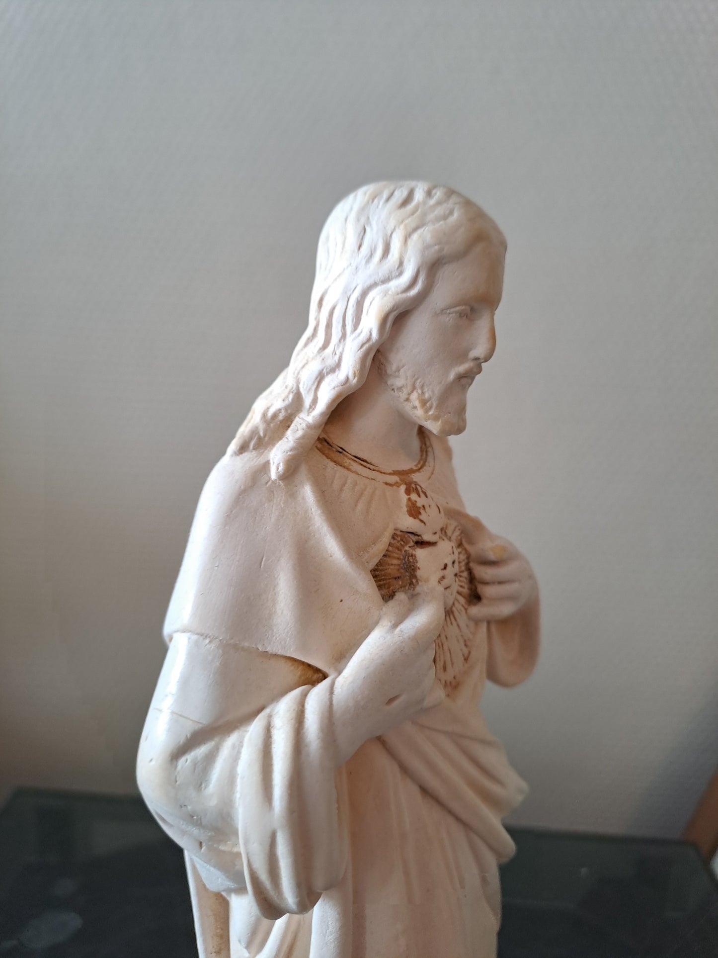 Statue Sacré-Cœur De Jésus.  Signé.