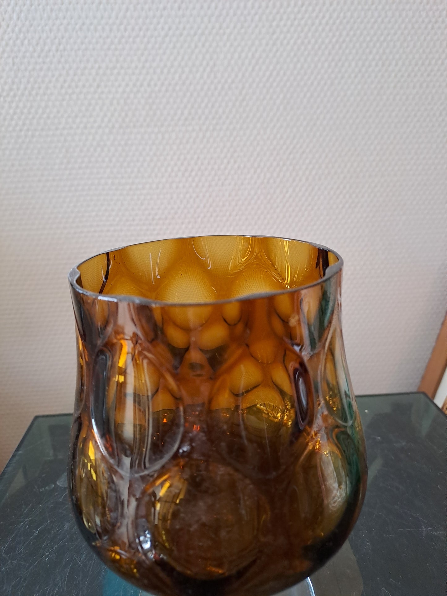 Bonbonnière / vase optique vintage. Fenton glass Moonstone optique. Empoli.