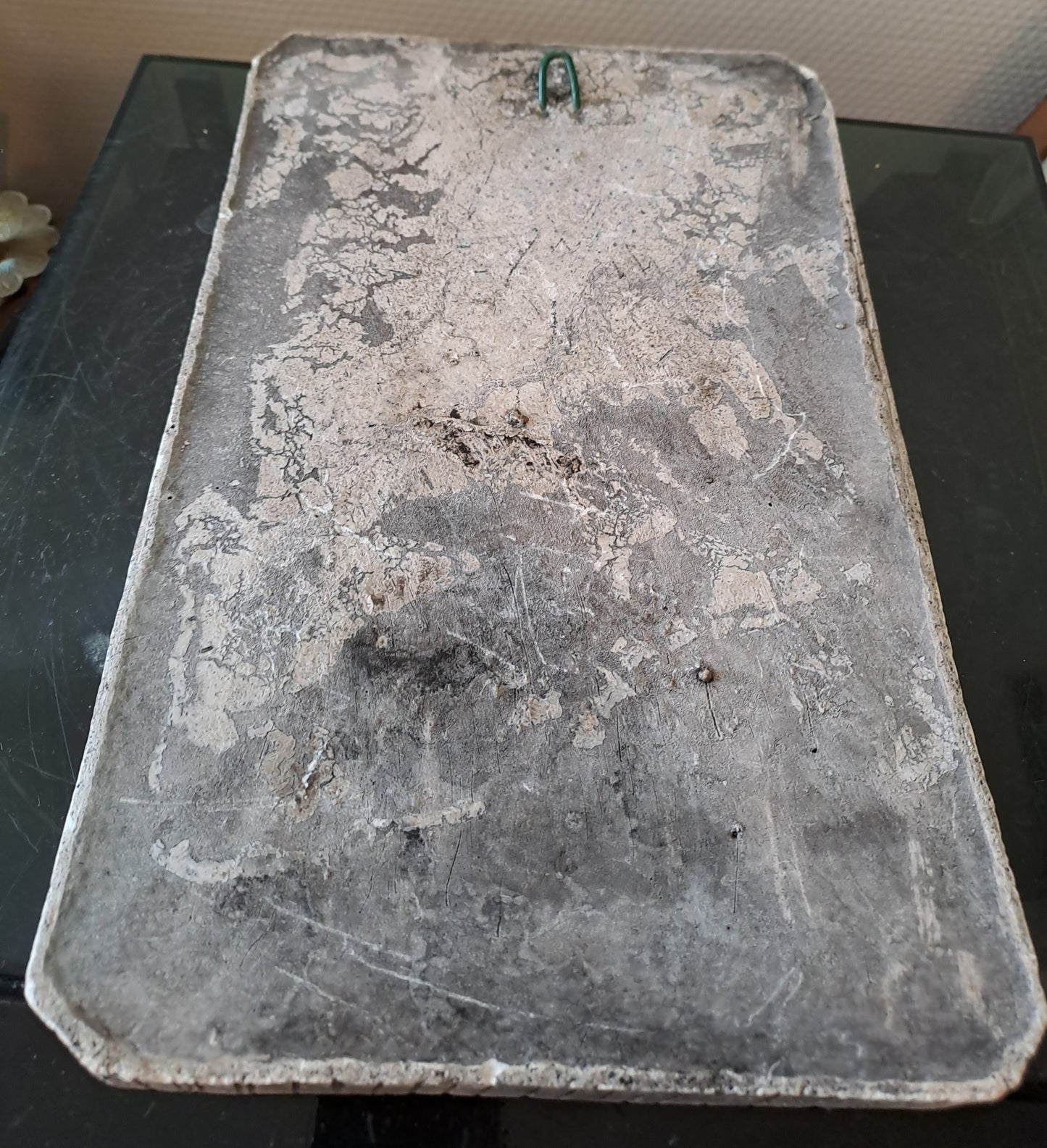 Carreau/ bas relief. Mare De Deu De Montserrat.