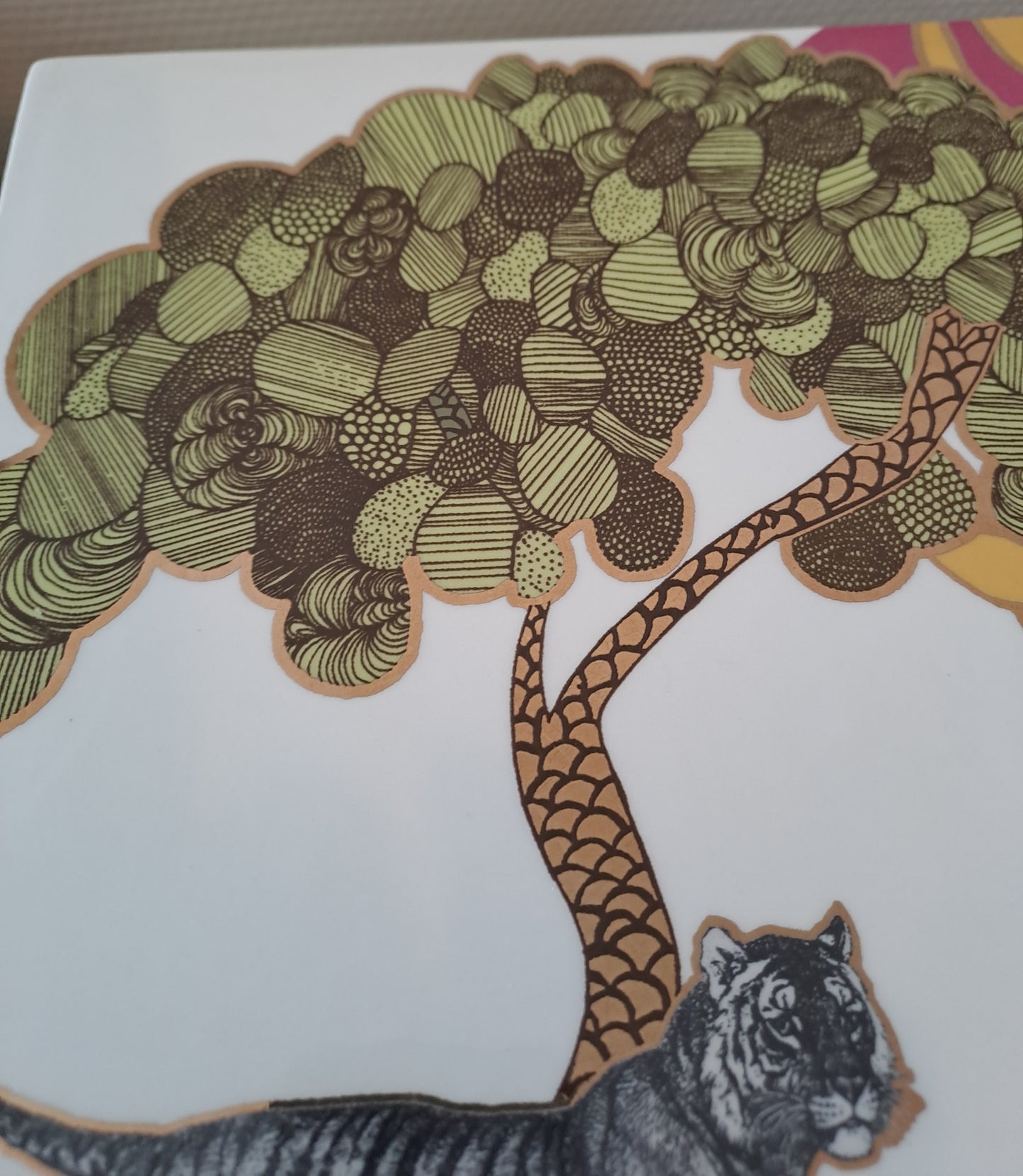 Plaque en Faïence. Design By Concetta Gallo.