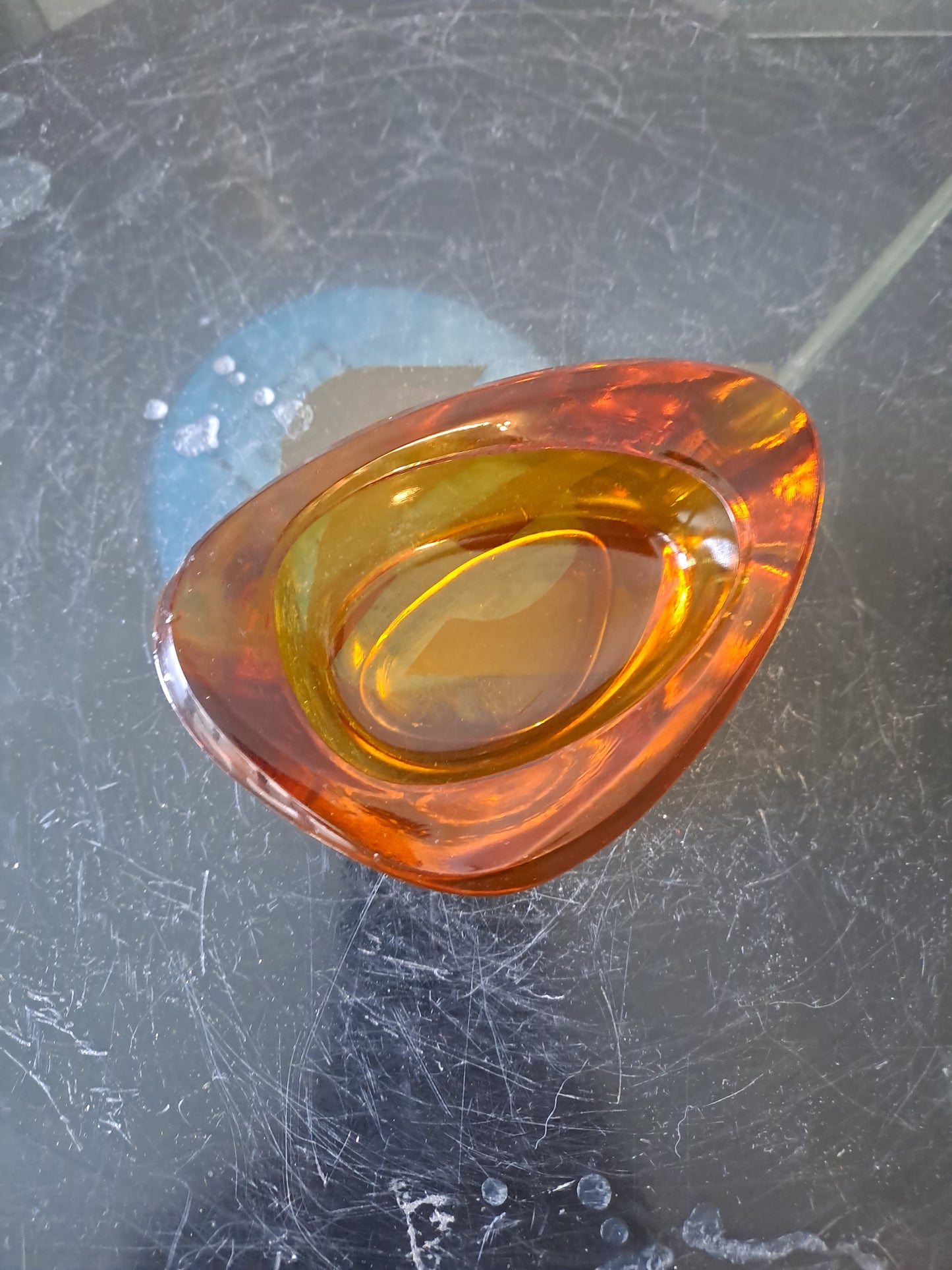 Cendrier Cristal. Design Mi-century.  Ambre. Vintage.