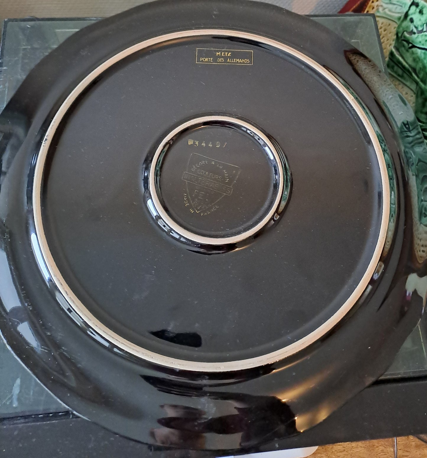 Longwy. Plat Porte Des Allemands Metz. N°3449. Décoré À La Main.