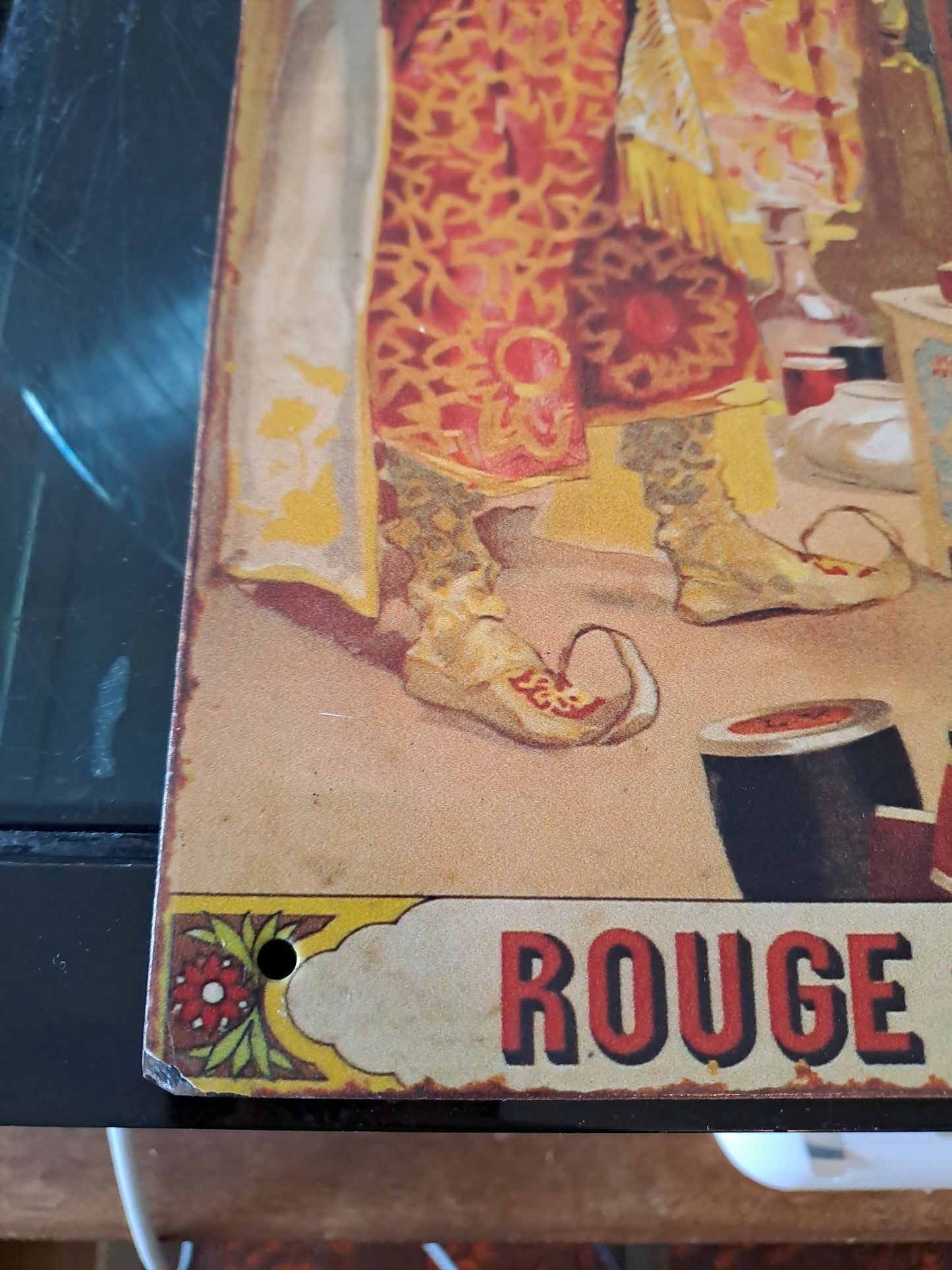 Plaque en Tôle publicitaire. Cotons et Câblés. L.V. Paris. Rouge et noir indien.