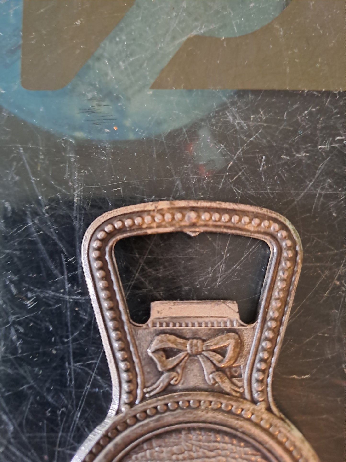 Décapsuleur. 250eme Anniversaire Teisseire. Poinçon. 1720 / 1970.