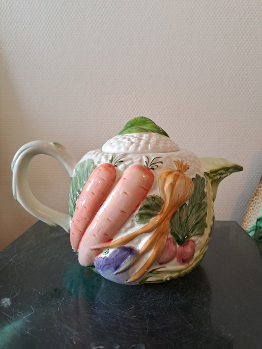 Théière/ pichet Aux Légumes.