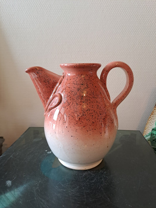 Pichet Chapuis Mâcon. 18/ 19 / 13 Cm.