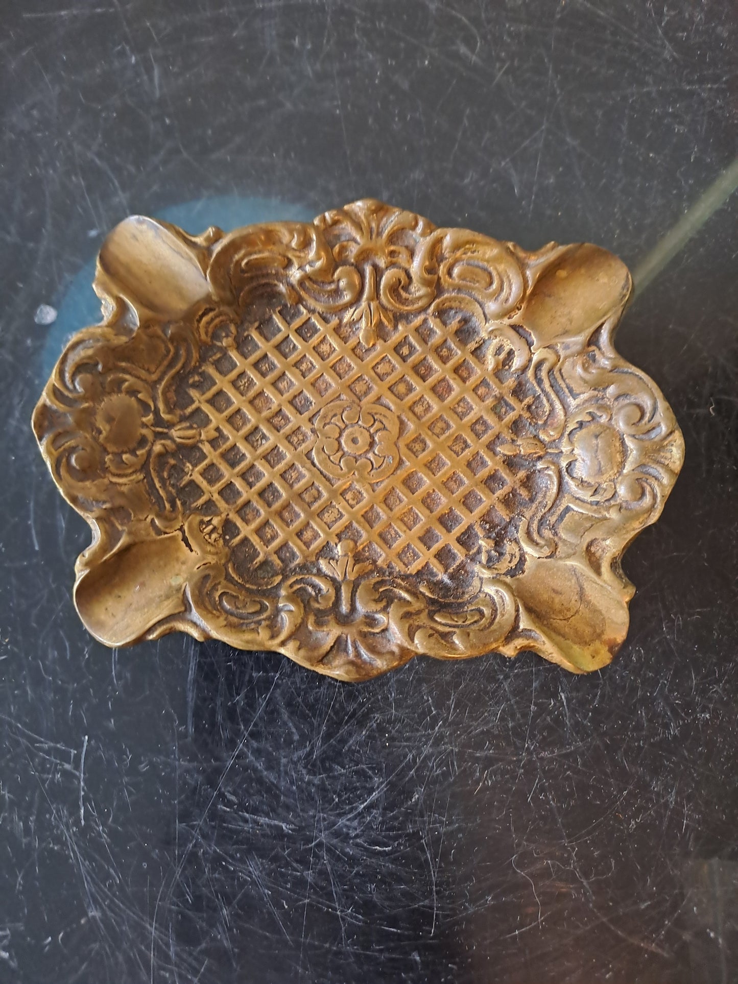 Cendrier Art Nouveau. Made In England.