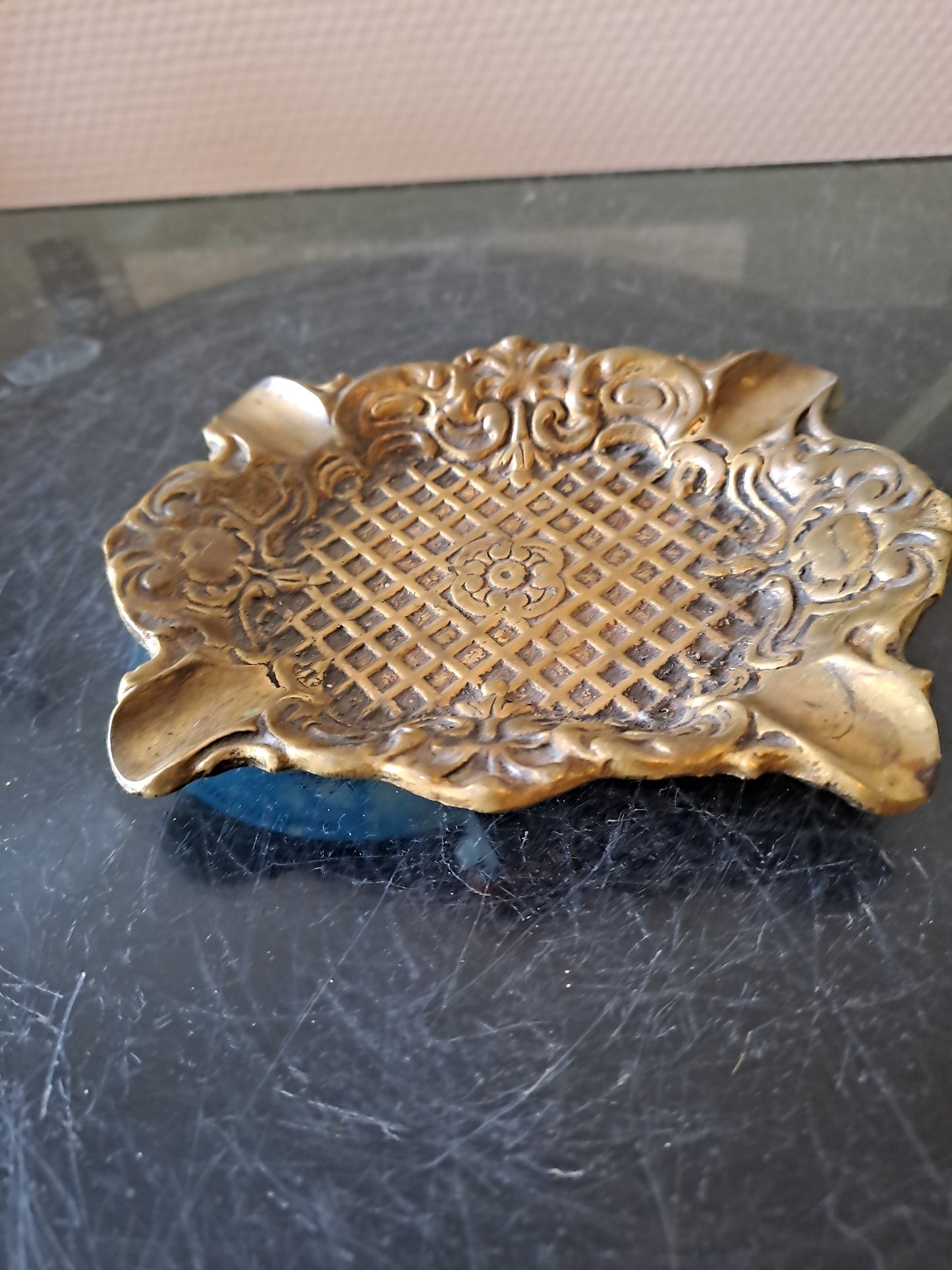 Cendrier Art Nouveau. Made In England.