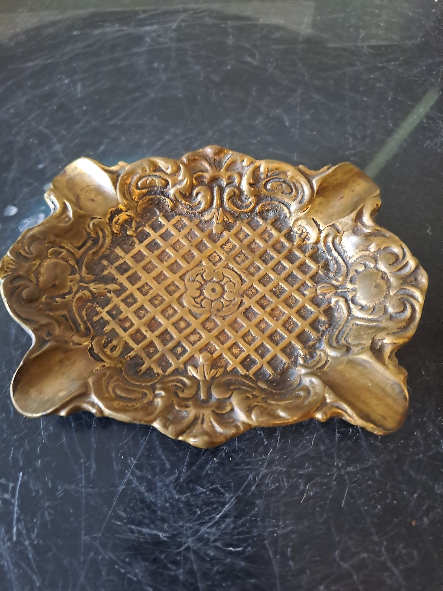 Cendrier Art Nouveau. Made In England.