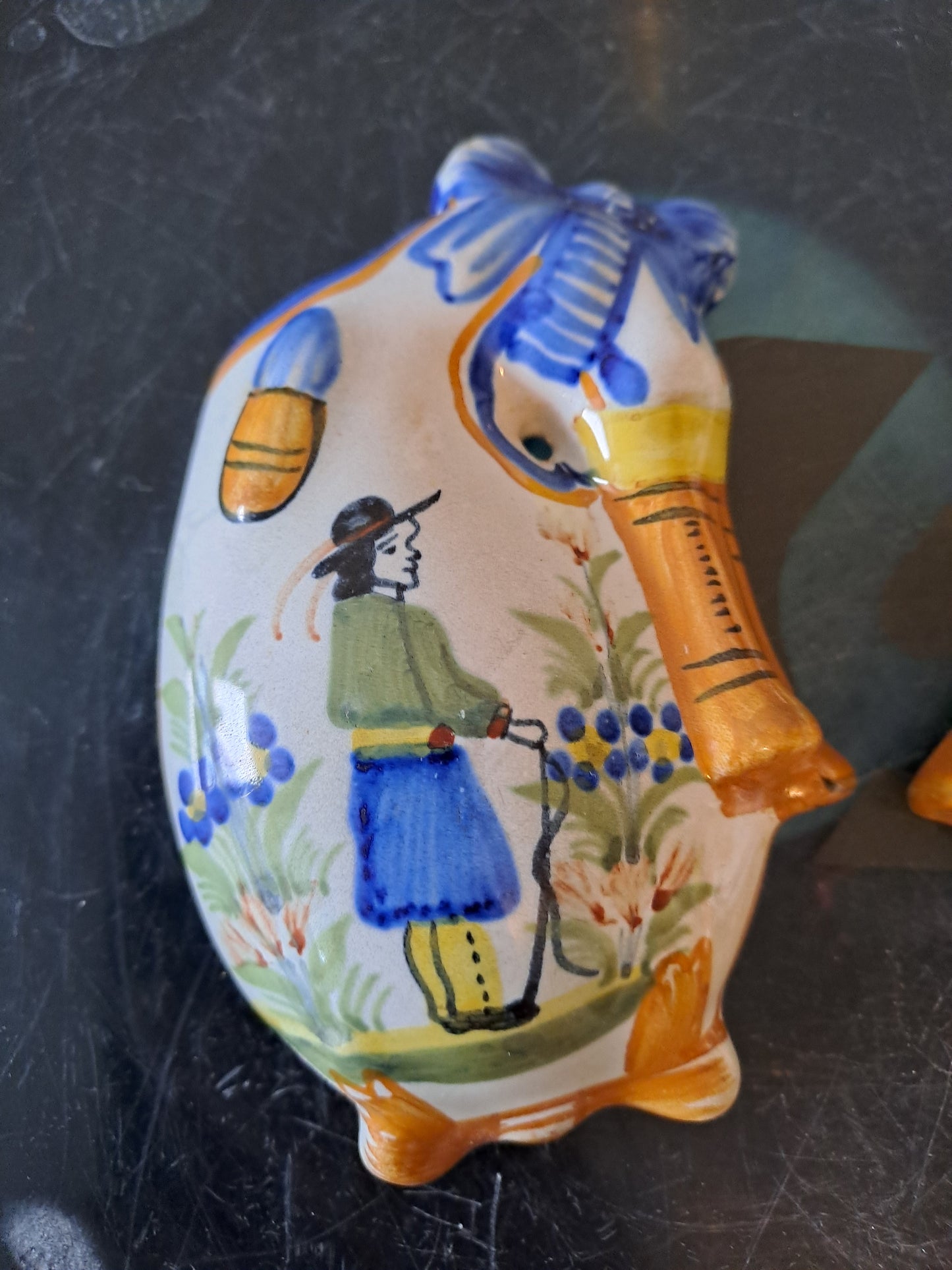 Bouquetieres Henriot Quimper. France.  Applique.