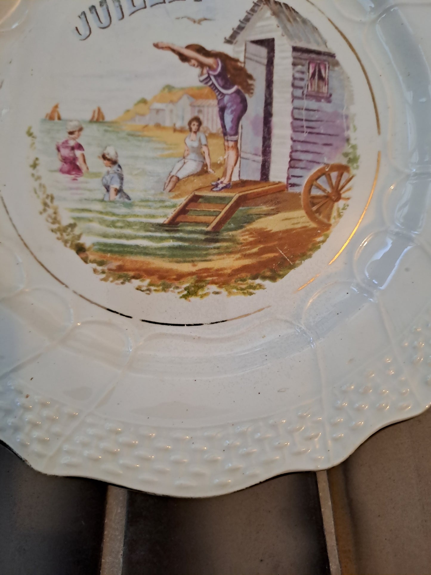 Assiette Saint Amand Et Hamage. Juillet.