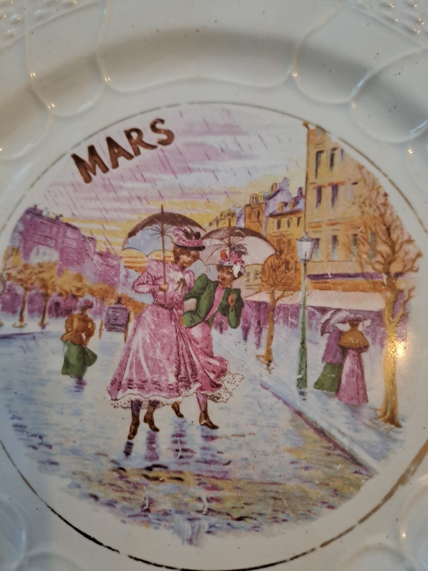 Assiette Saint Amand Et Hamage. Mars.
