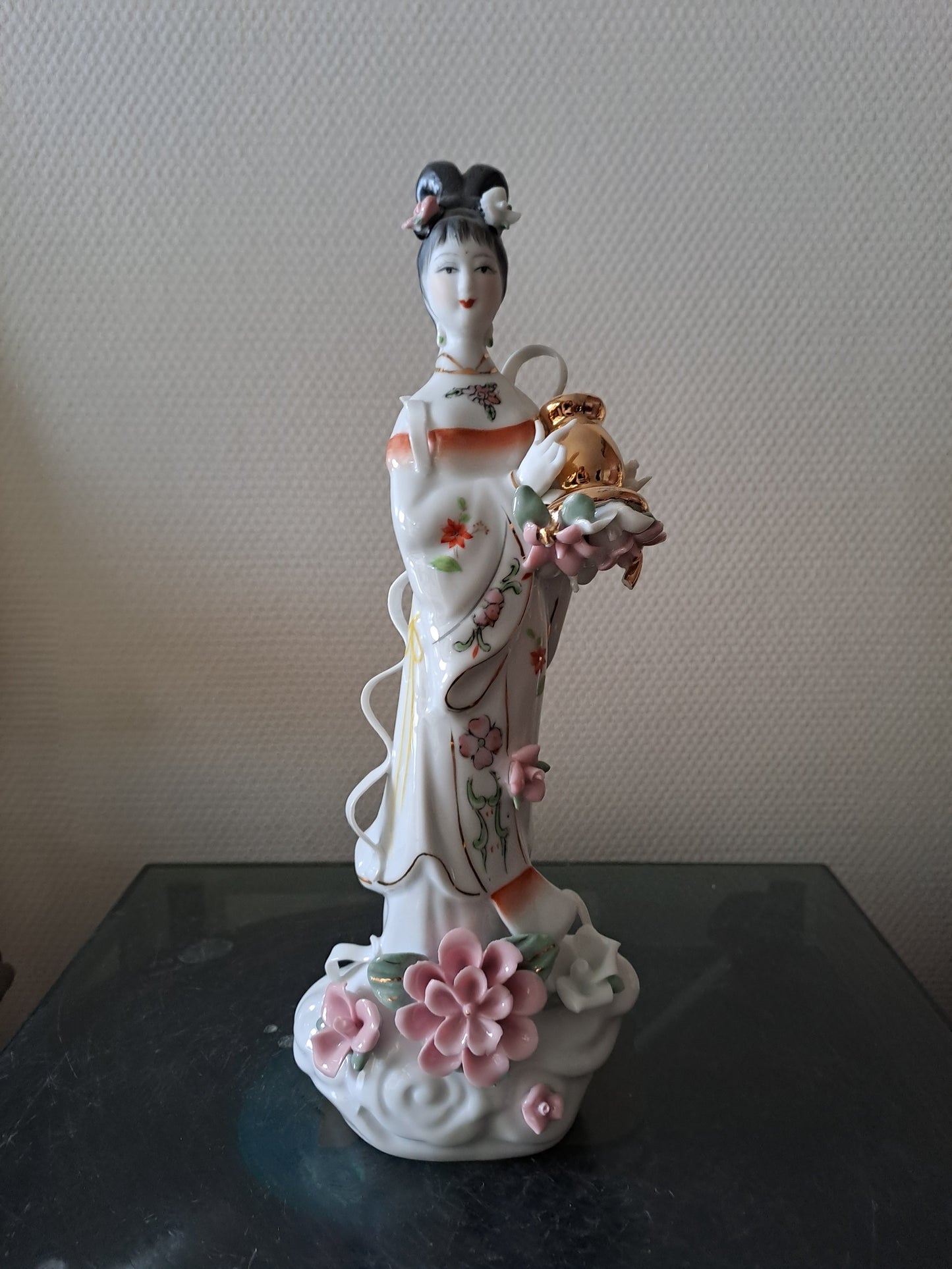 Statue Geisha Porcelaine et Visage Biscuit.