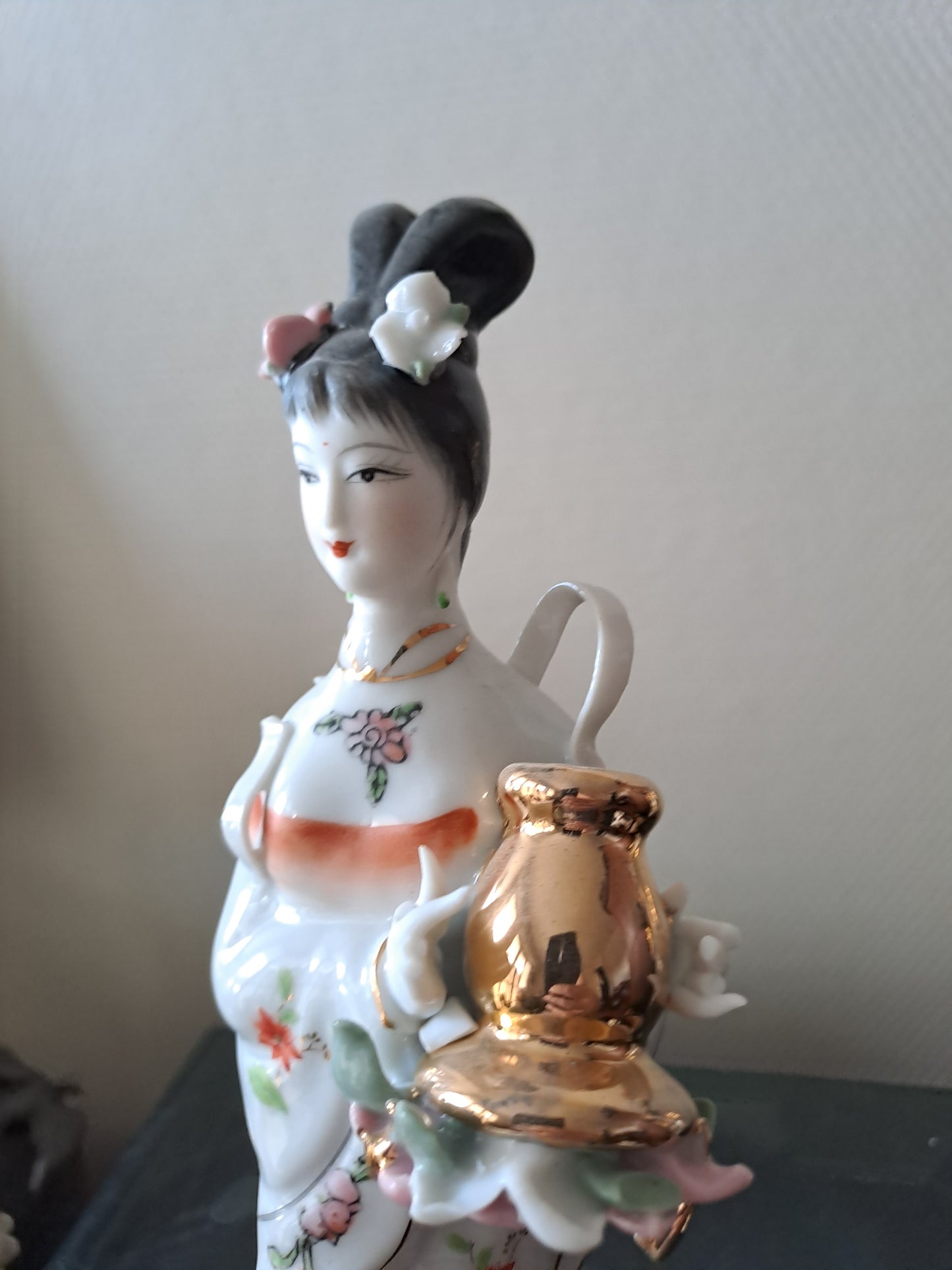 Statue Geisha Porcelaine et Visage Biscuit.