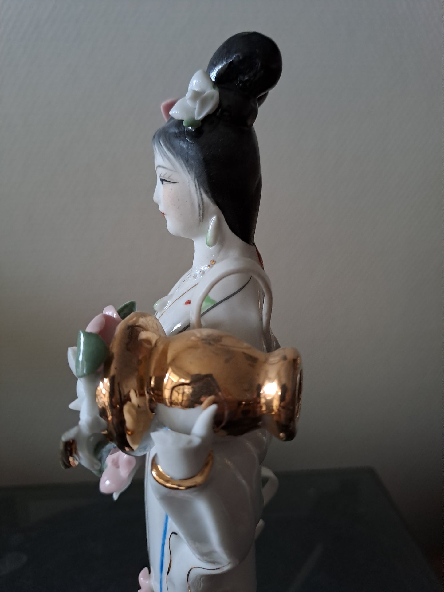 Statue Geisha Porcelaine Et Visage Biscuit.