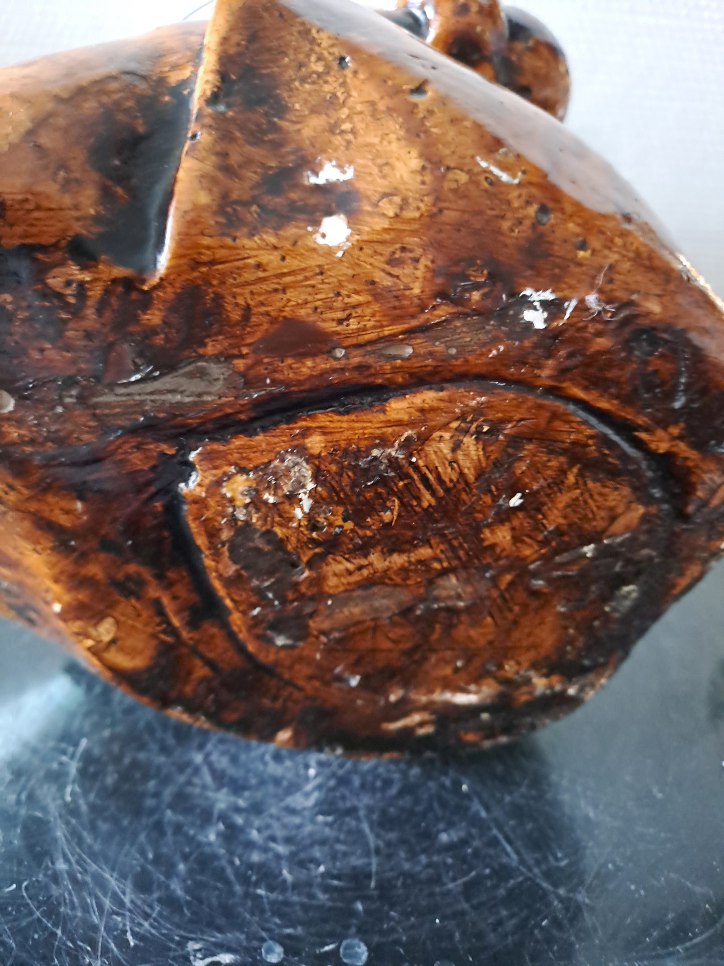 Statue Petit Garçon. En grès.