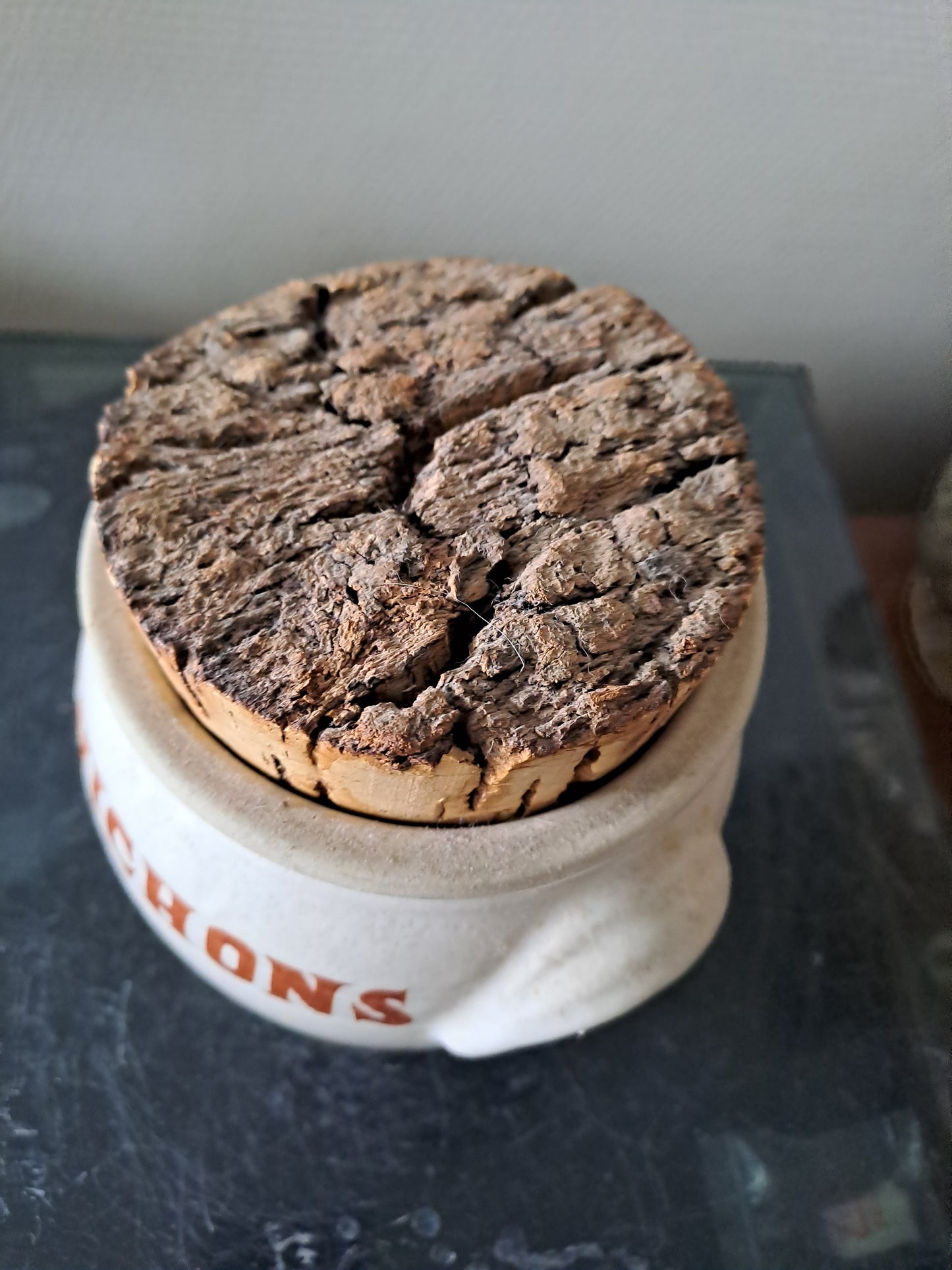 Pot À Cornichons En Grès Bouchon En Liège. Estampillé.