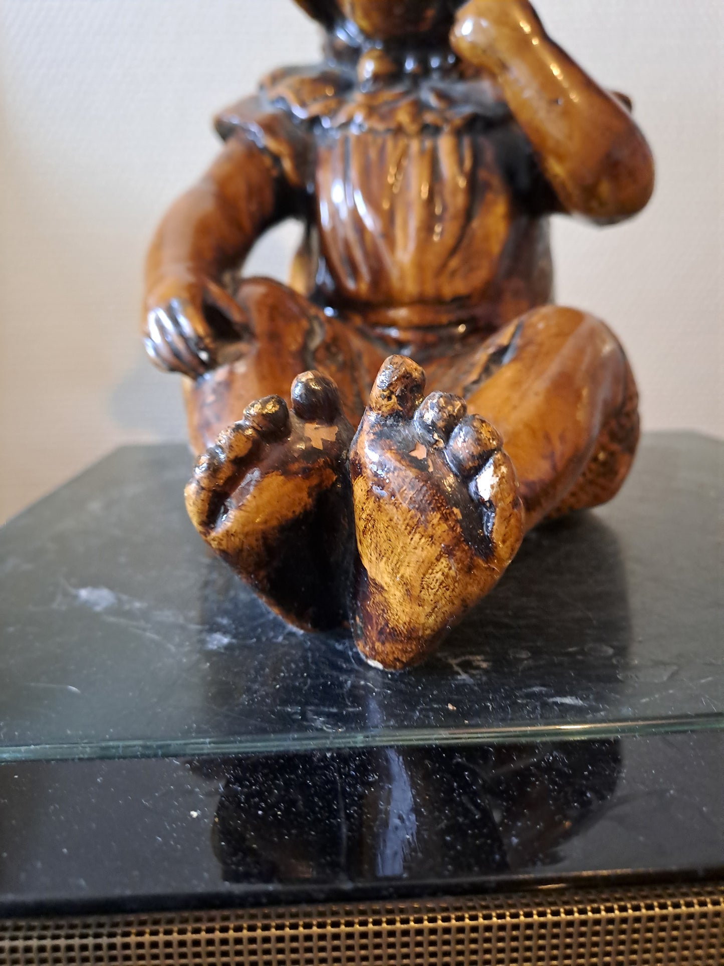 Statue Fillette. En grés.