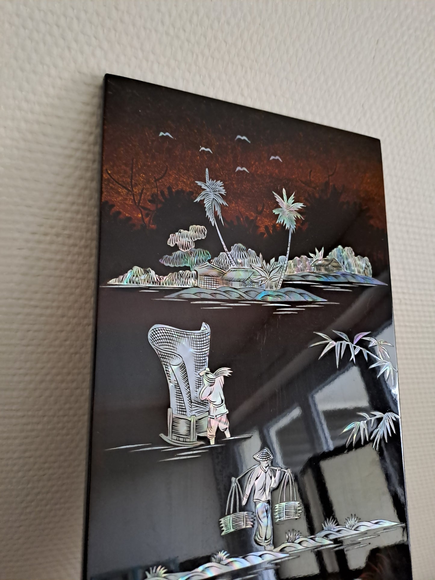 Panneau De Laque Marquetés Instration De Nacre. Vietnam. Rizière.