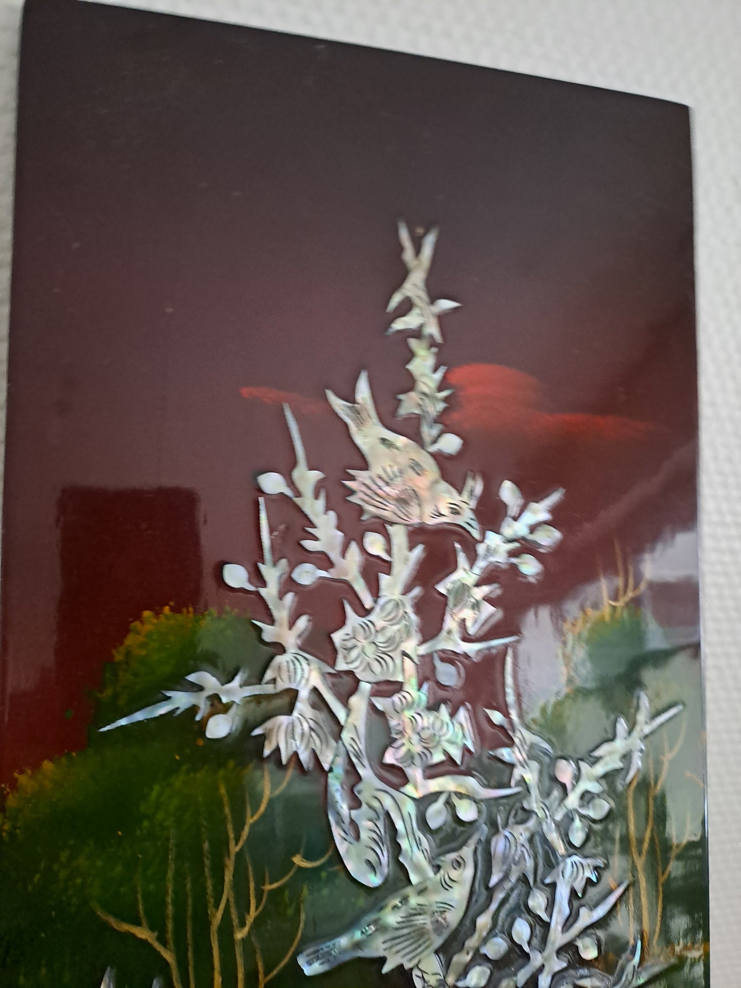 Panneau De Laque Marquetés Instration De Nacre Figurant Fleurs Et Oiseaux. Ancien décoration vintage.