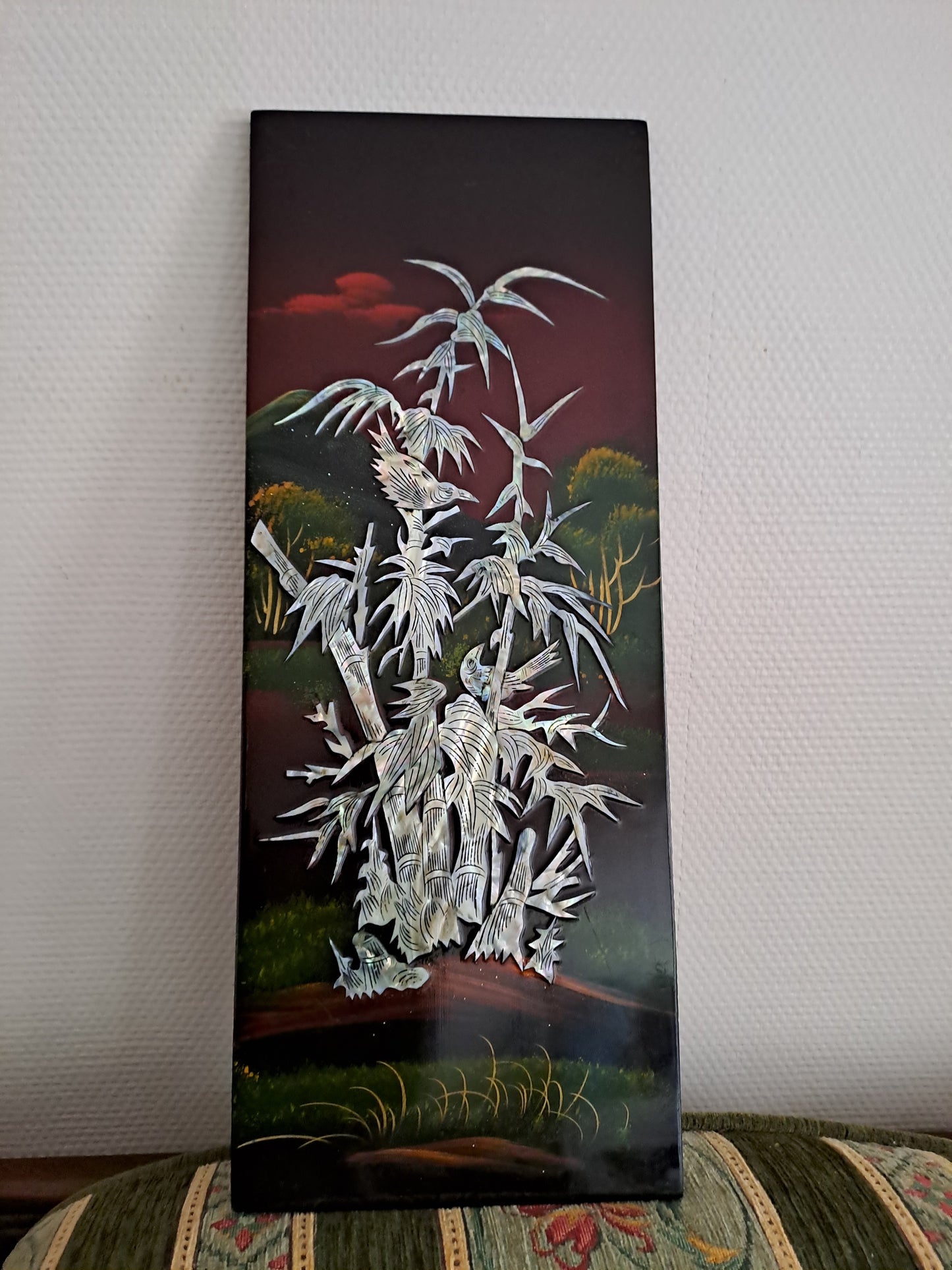 Panneau De Laque Marquetés Instration De Nacre. Plante Fleurs Oiseaux. Ancien décoration vintage.