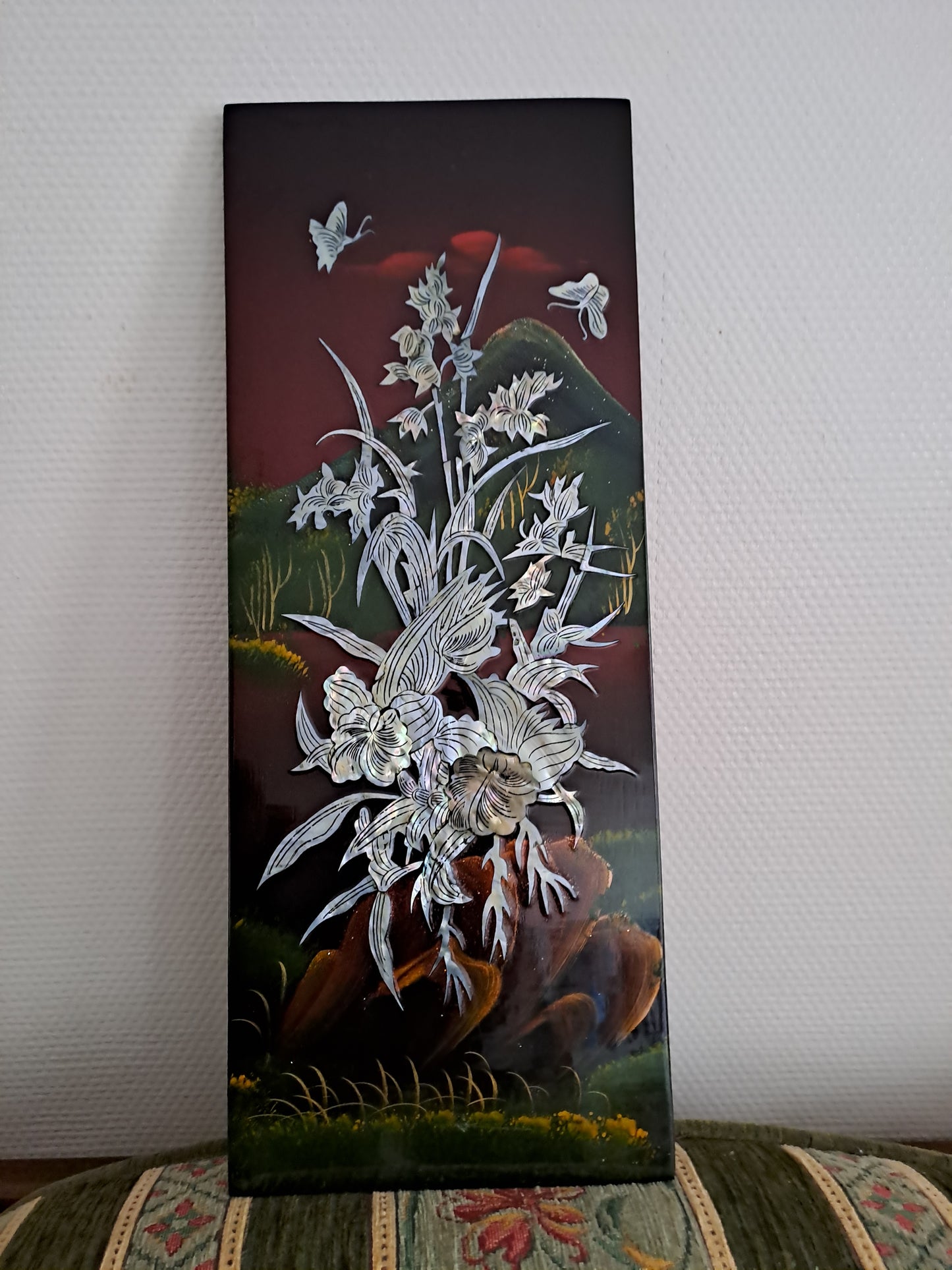 Panneau De Laque Marquetés Instration De Nacre. Fleurs Et Papillons. Ancien décoration vintage.