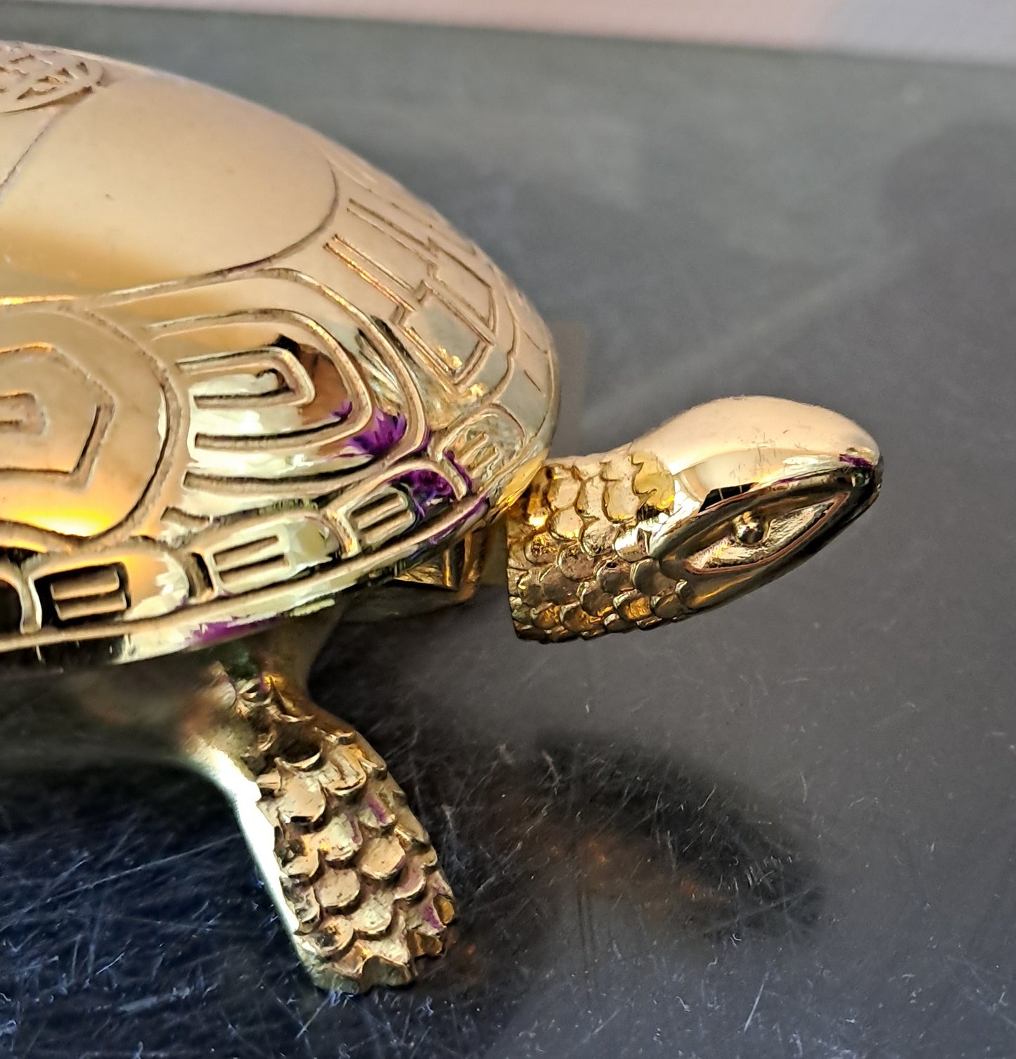 Cloche De Table Figurant Une Tortue. Gravée Desul