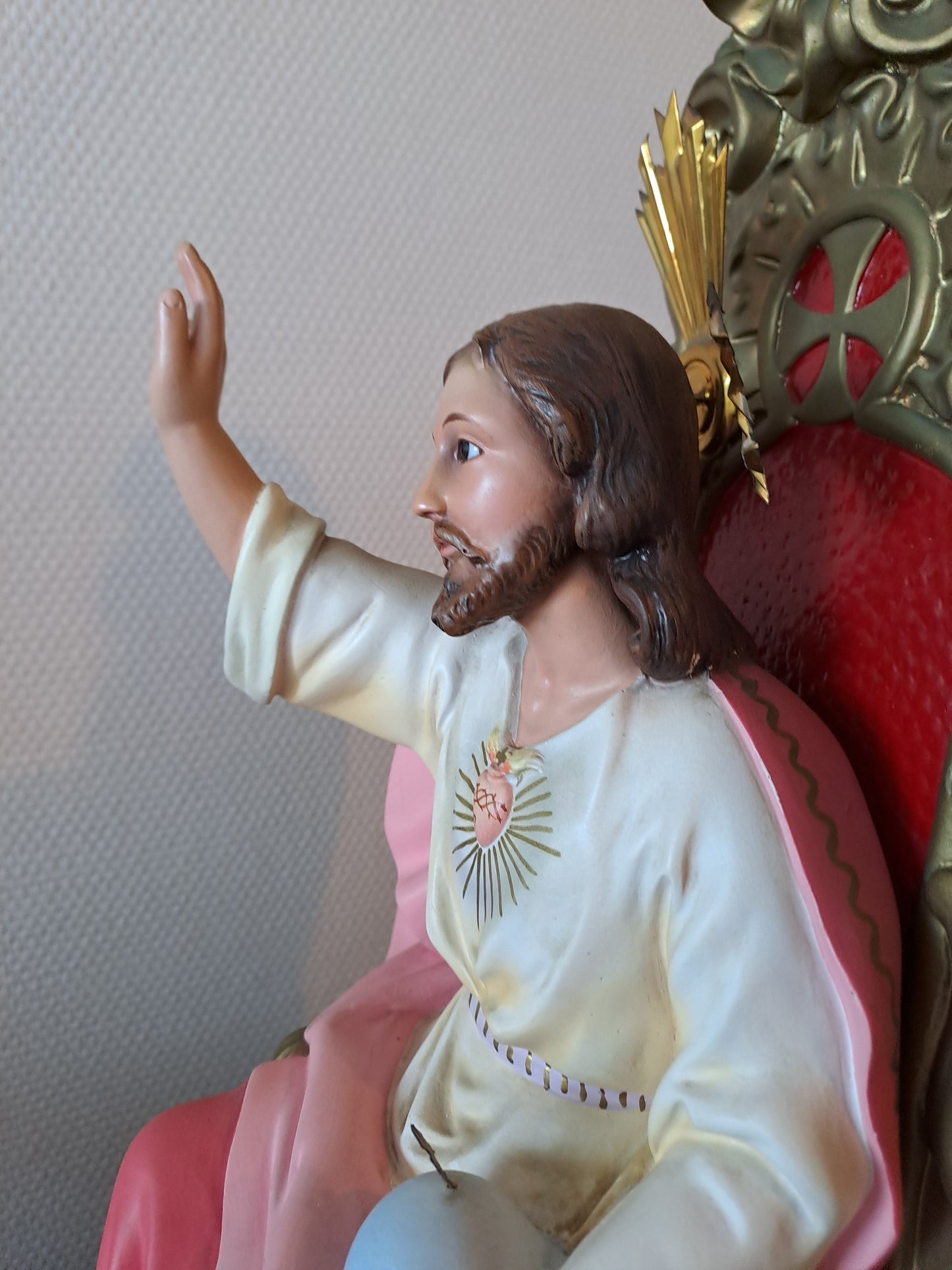 Christ-Roi En Majesté. 51.5 X 21.5 X 22 Cm.