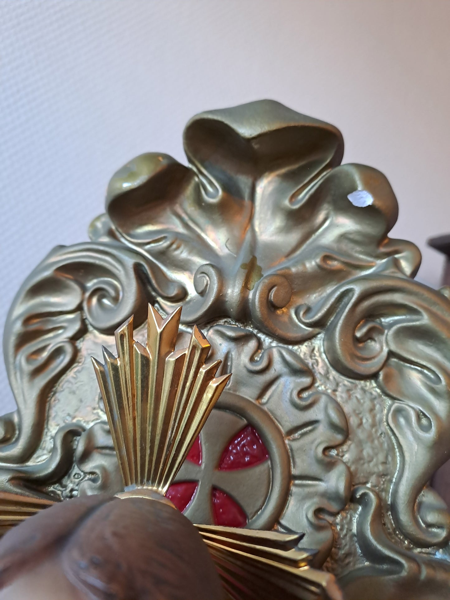 Christ-Roi En Majesté. 51.5 X 21.5 X 22 Cm.