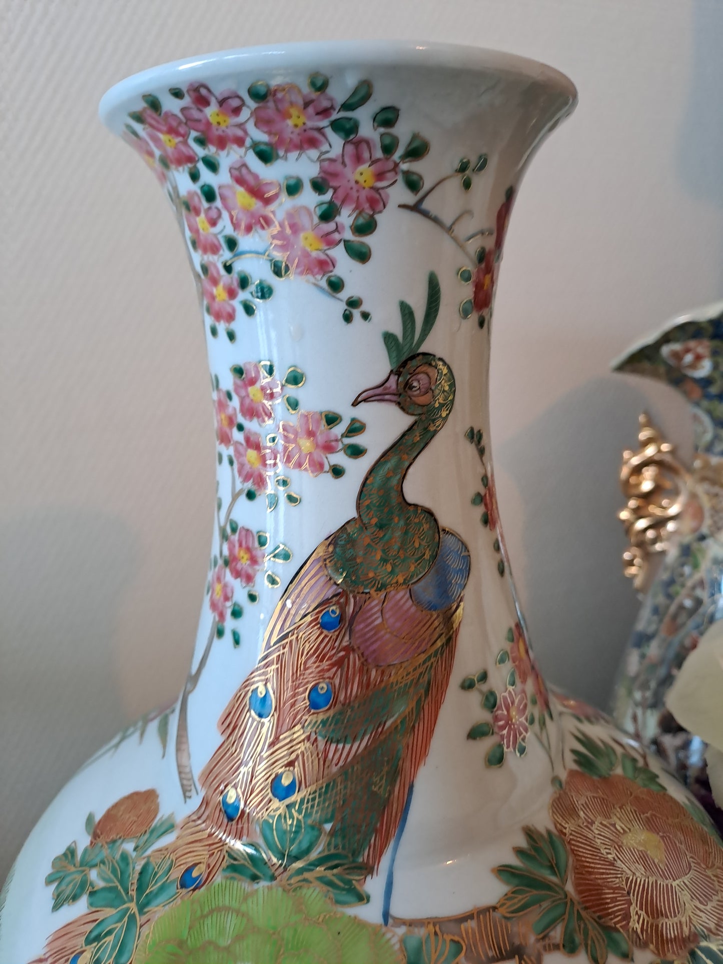 Pied De Lampe. Paon Cerisier Fleurs. Ceramique Craquelée. Asiatique.