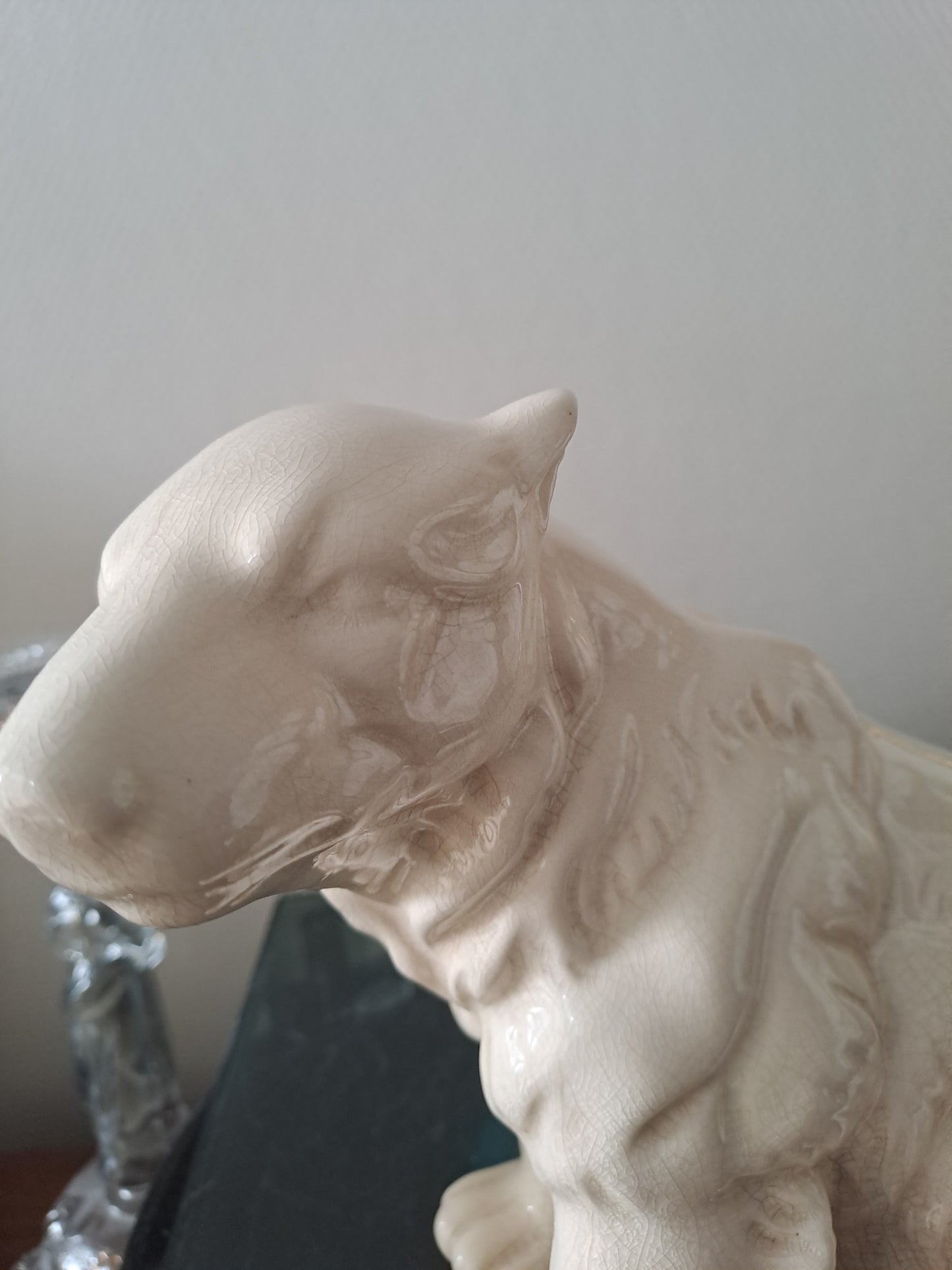 Ours Polaire Céramique Craquelée La Louvière. Estampillé L Et V Ceram. Ancien décoration vintage catholique