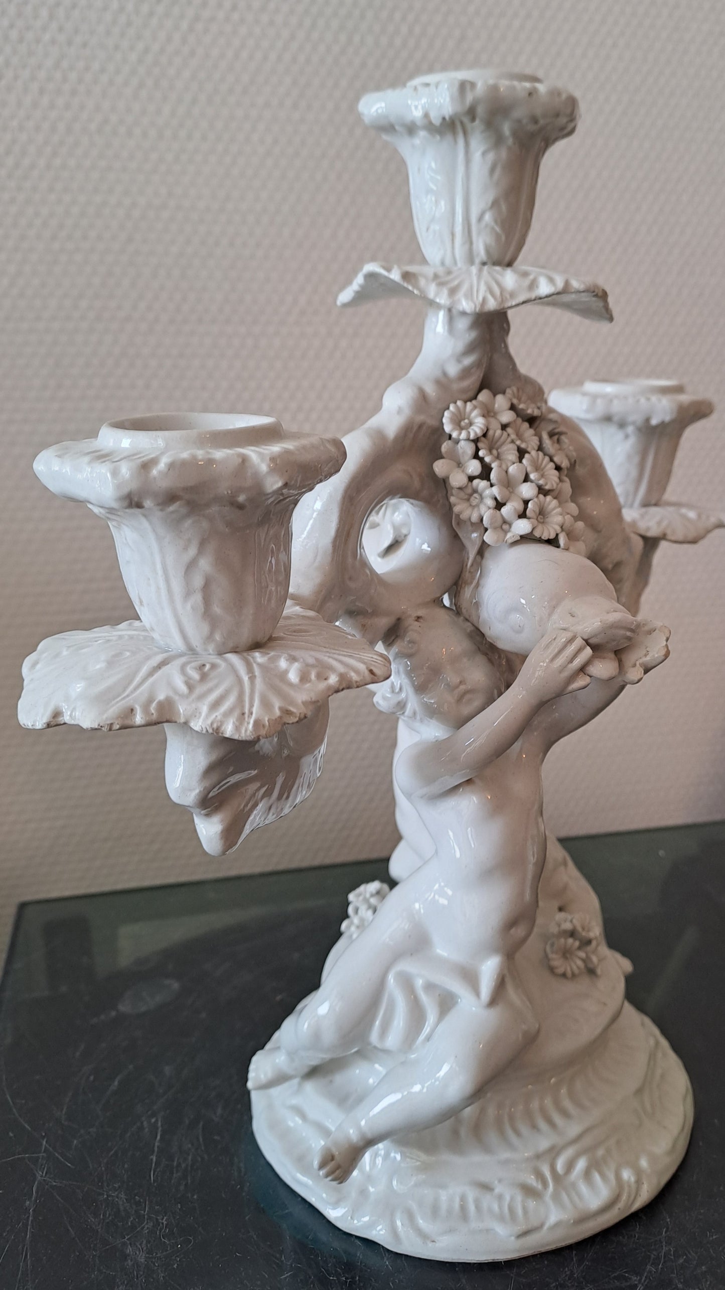 Chandelier Porcelaine Capodimonte  Signé Cherubins Ancienne dcoration vintage