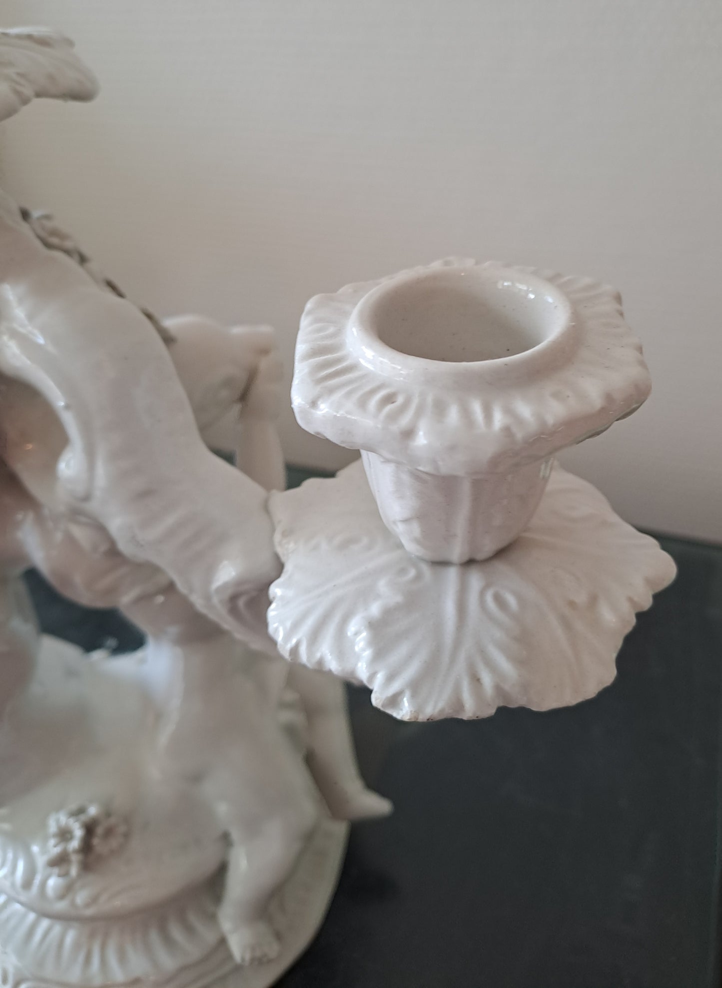 Chandelier Porcelaine Capodimonte  Signé Cherubins Ancienne dcoration vintage
