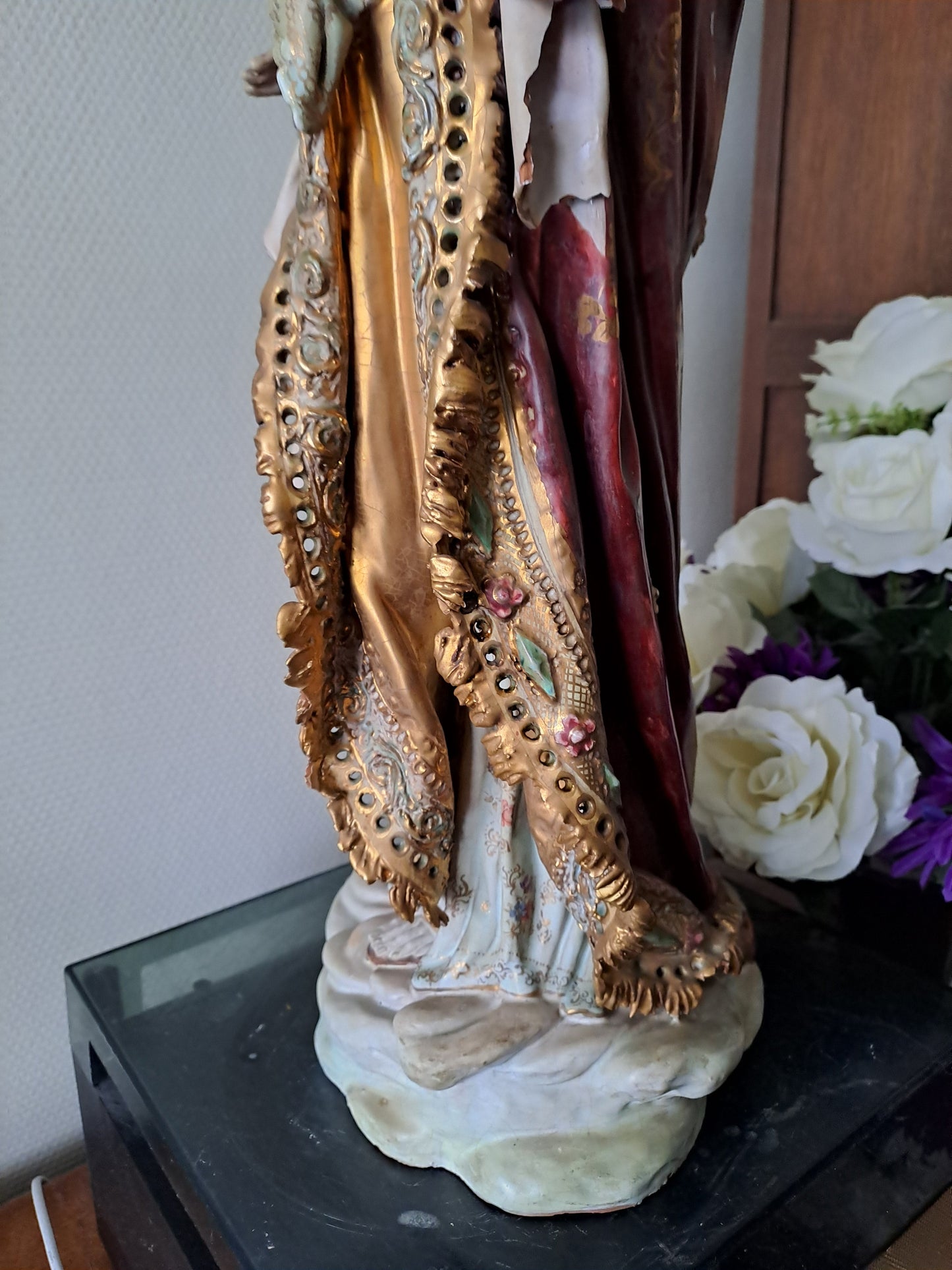 Eugenio Pattarino statue représentant la Sainte Vierge Marie Portant L'enfant Jesus Dans Les Bras. 74 cm de haut. Années 1920 / 1930. Ancien Vintage catholique.